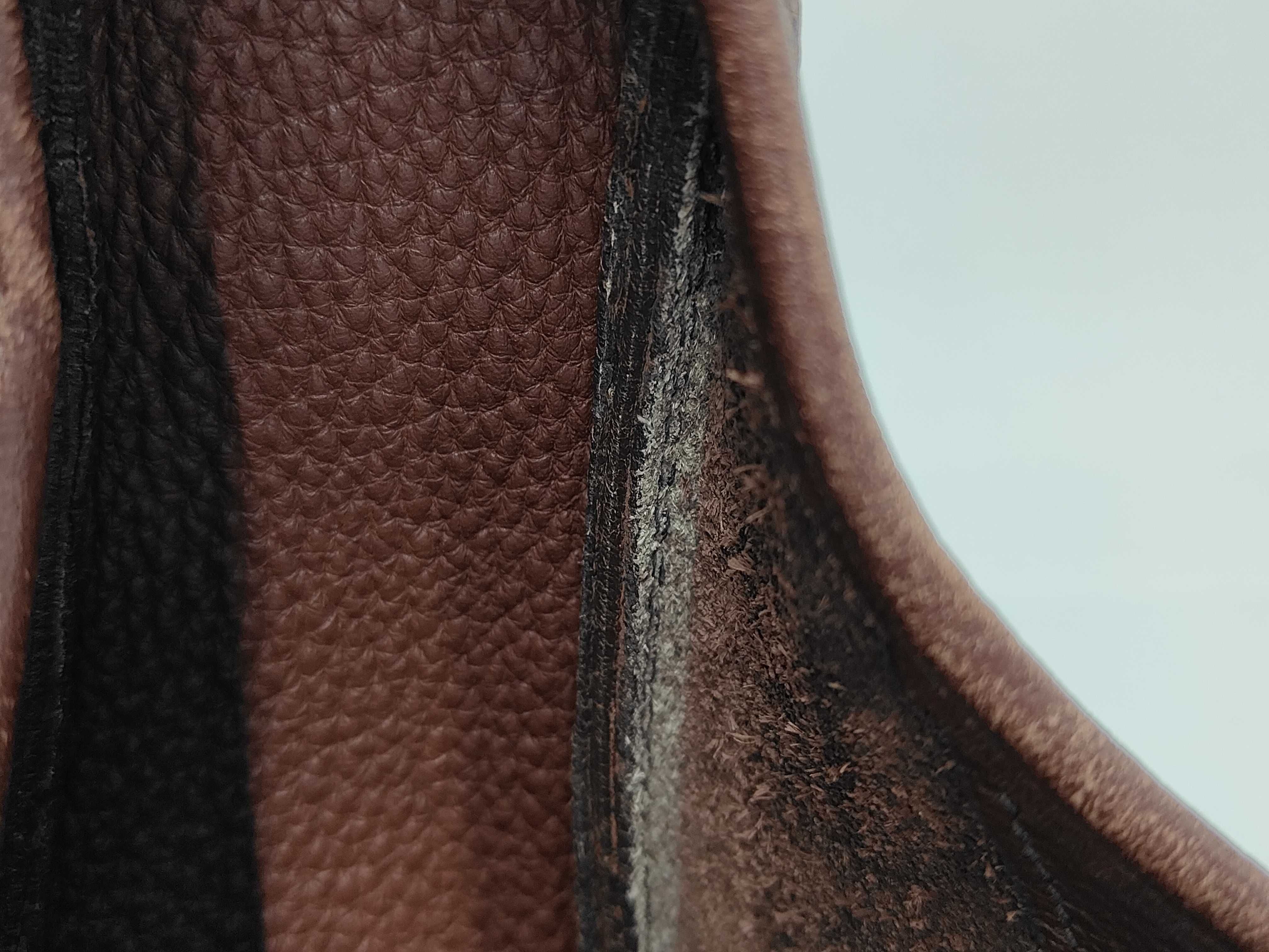 Saco Taurillon Clemence Marron Shoulder Bag (Stamp Unknown) with Dust Bag — view 10