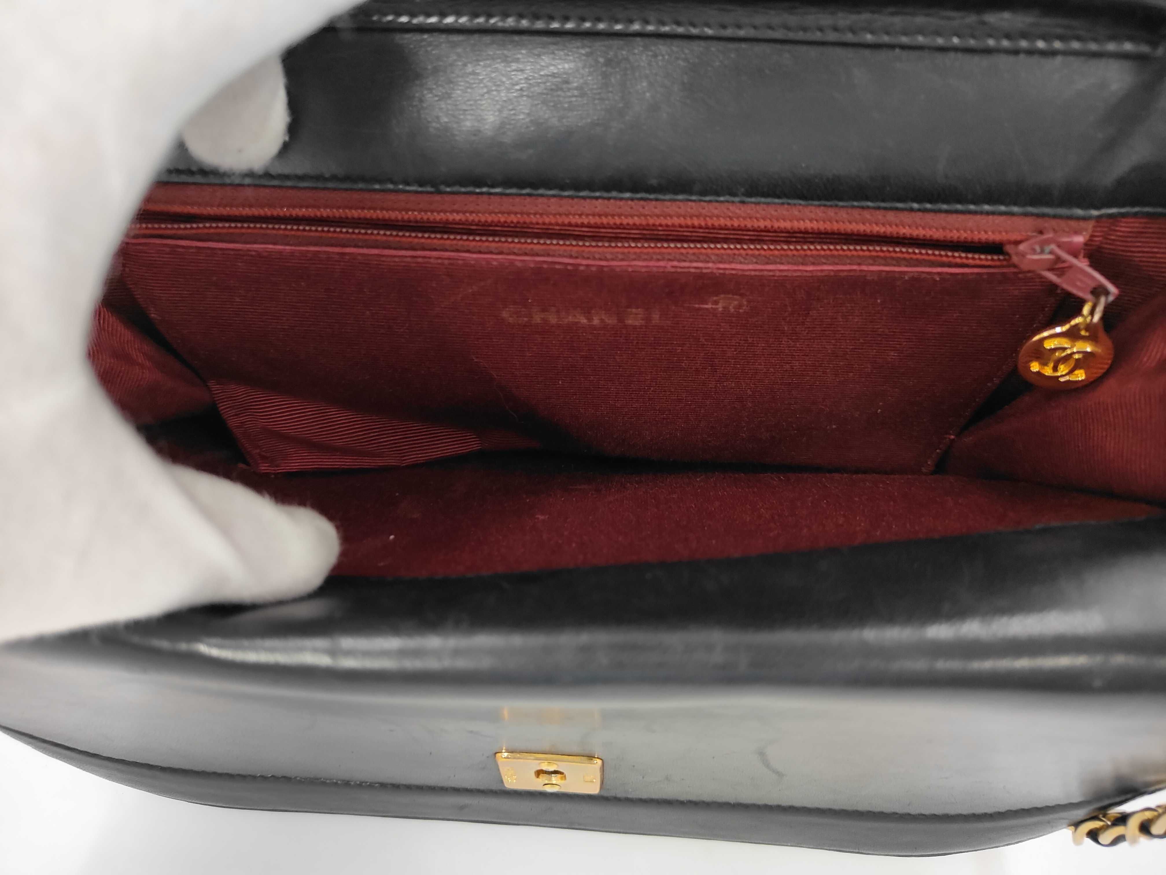 Chain Shoulder Bag — view 10