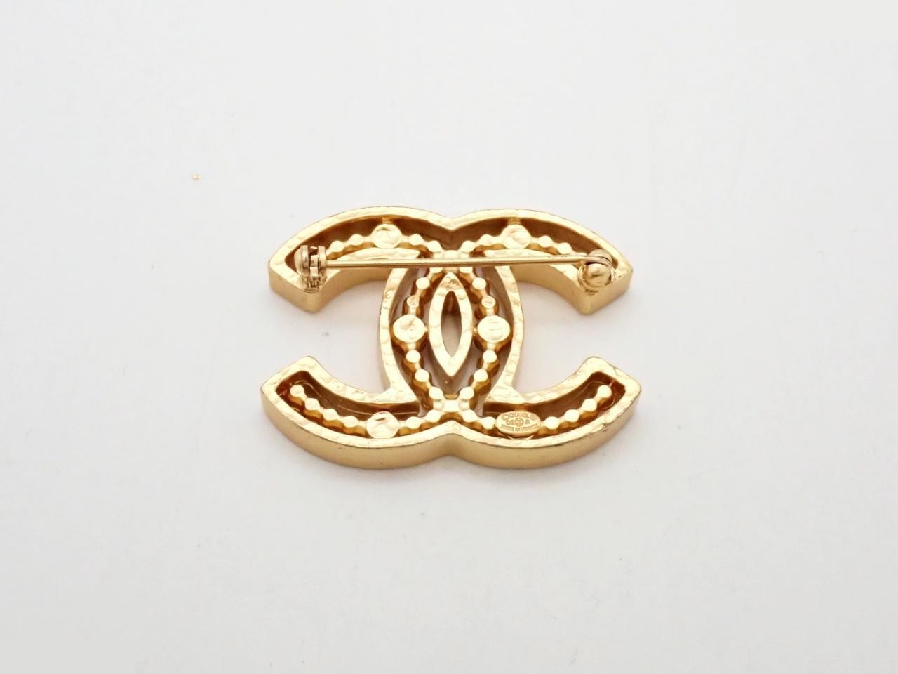 Brooch, Coco Mark, Gold — view 2