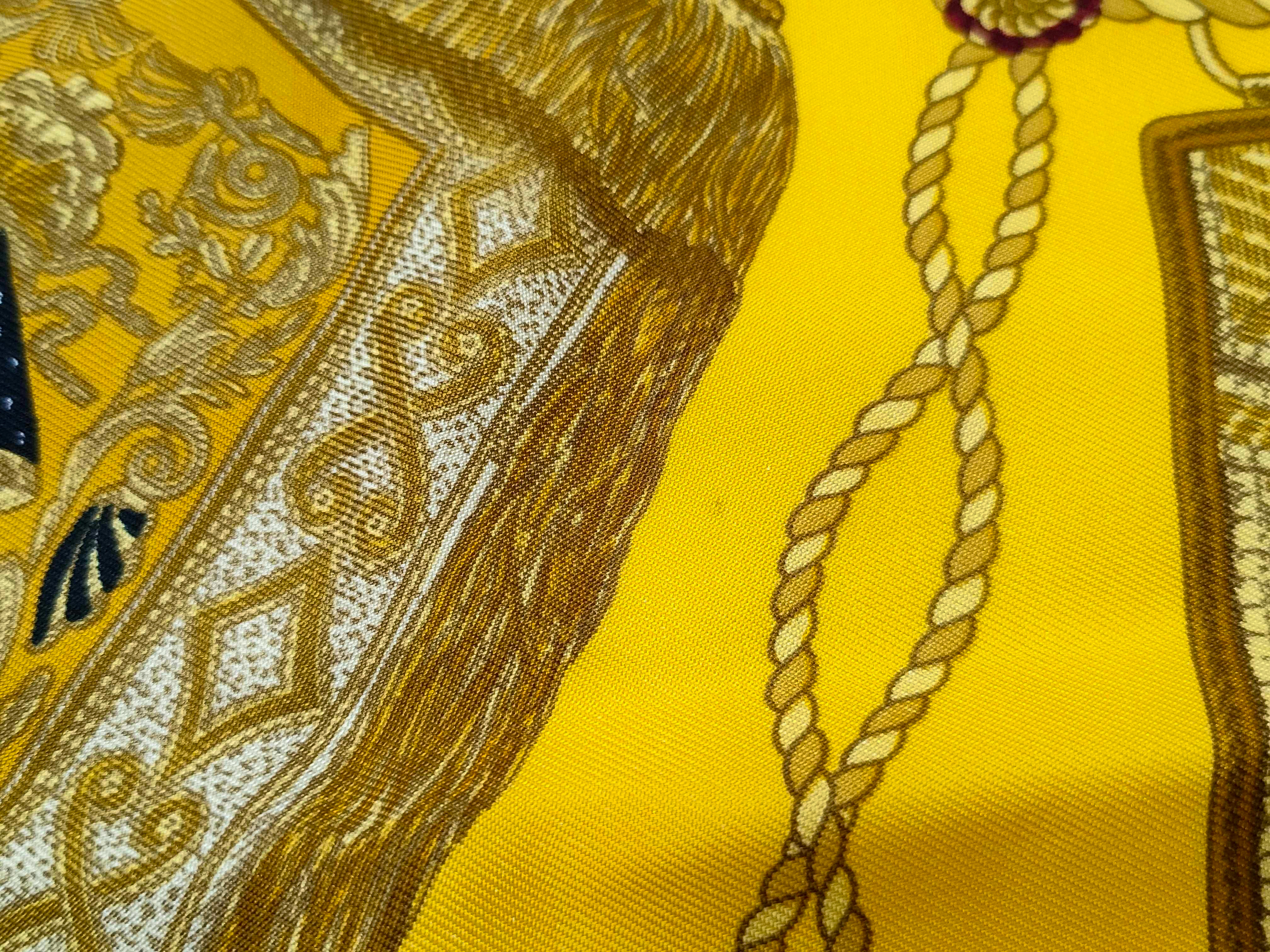 Carre 90 Poste et Cavalerie Saber-shaped decorative pouch and other accessories — view 5