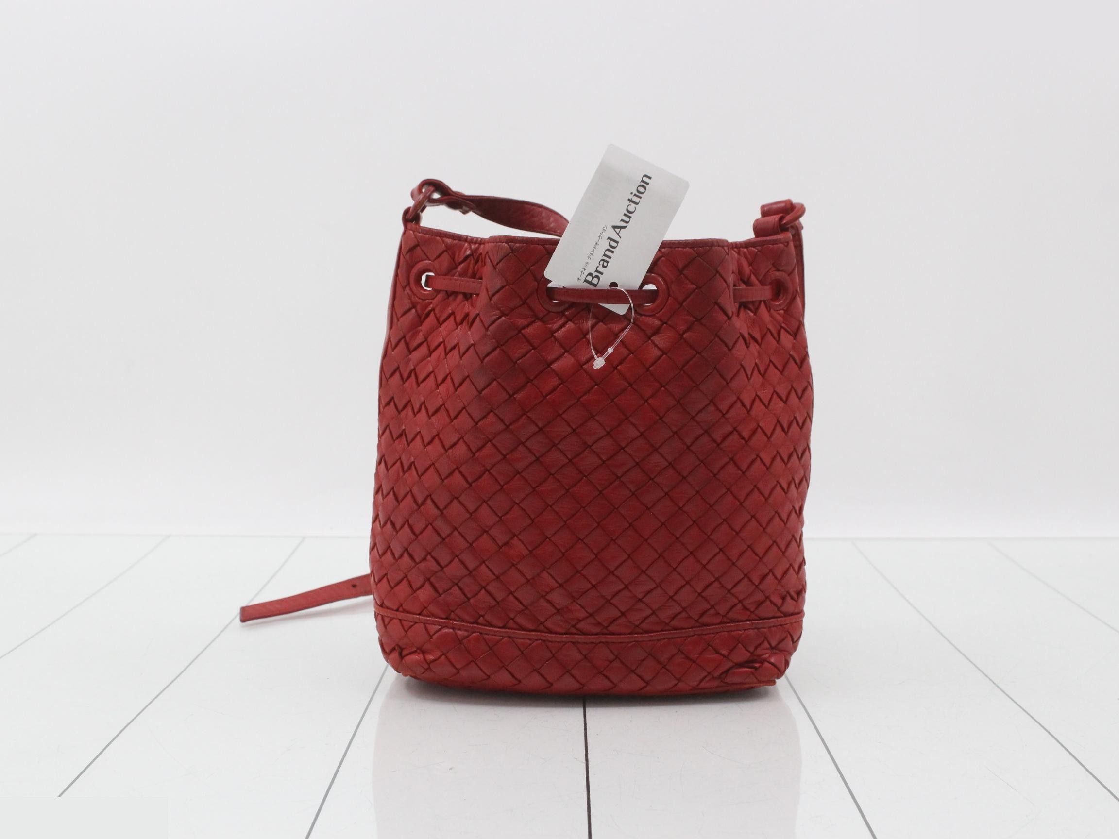 Intrecciato Shoulder Bag, Leather, Red — view 2