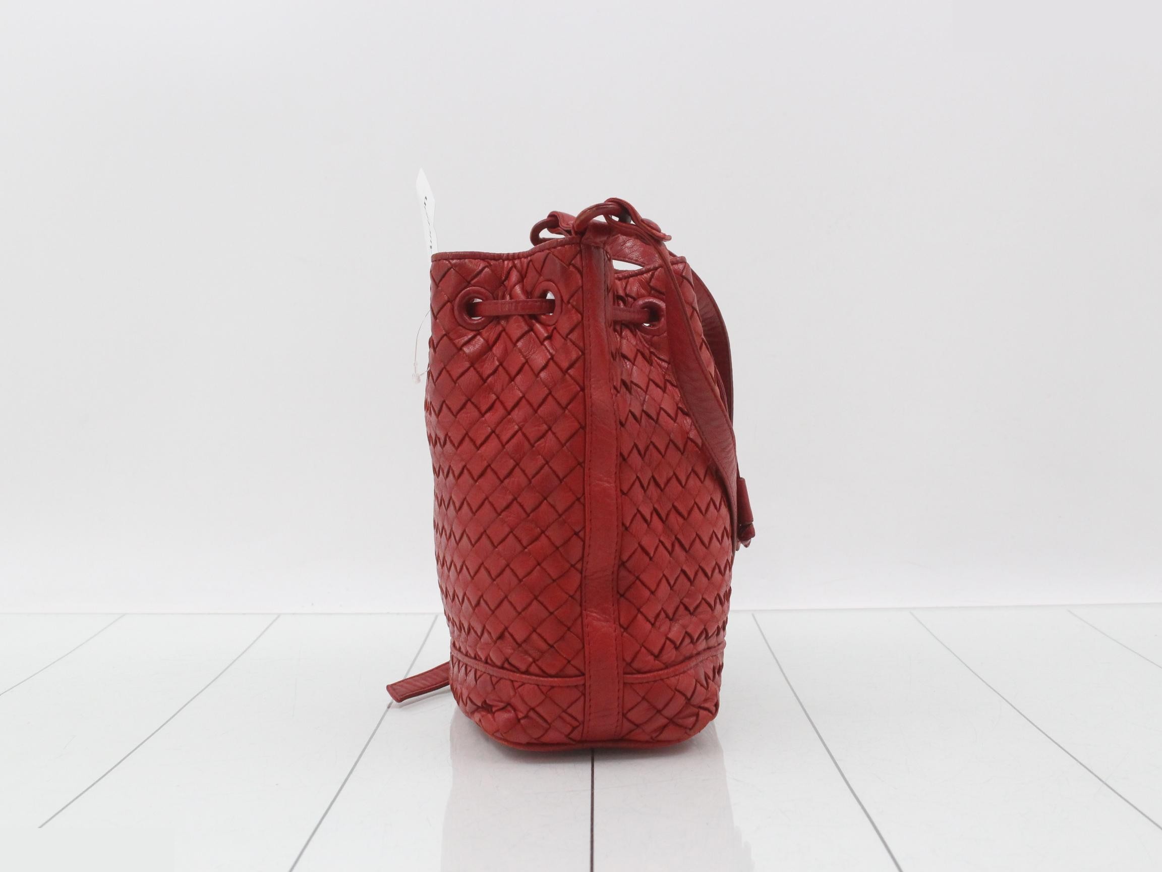 Intrecciato Shoulder Bag, Leather, Red — view 4