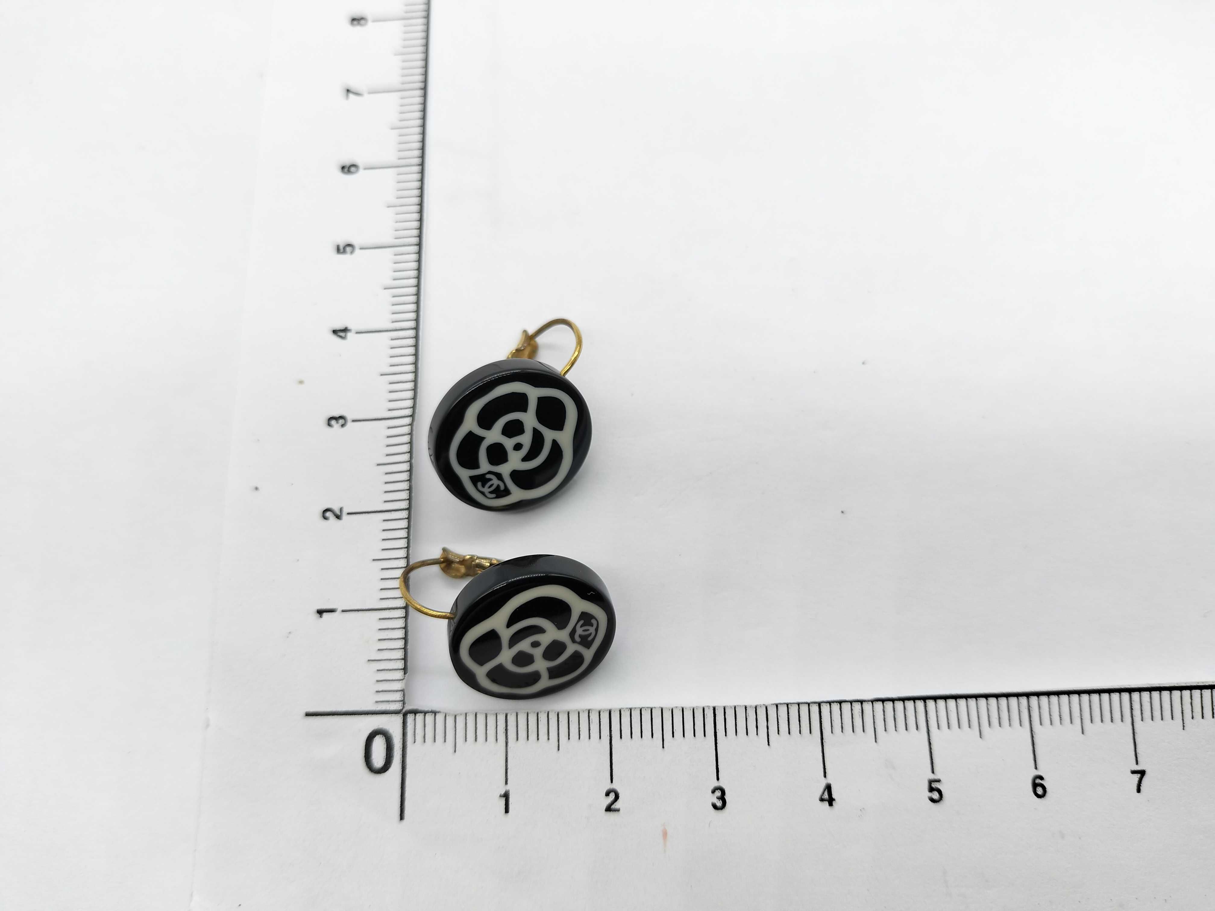 Coco Mark Camellia Hoop Earrings 03 P Earrings — view 5