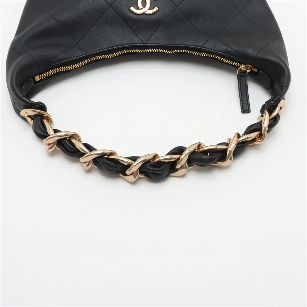 [Individually wrapped] Chanel Matelasse Leather Chain Shoulder Bag Black Gold Hardware U60J6UC2 Random Plate — view 5