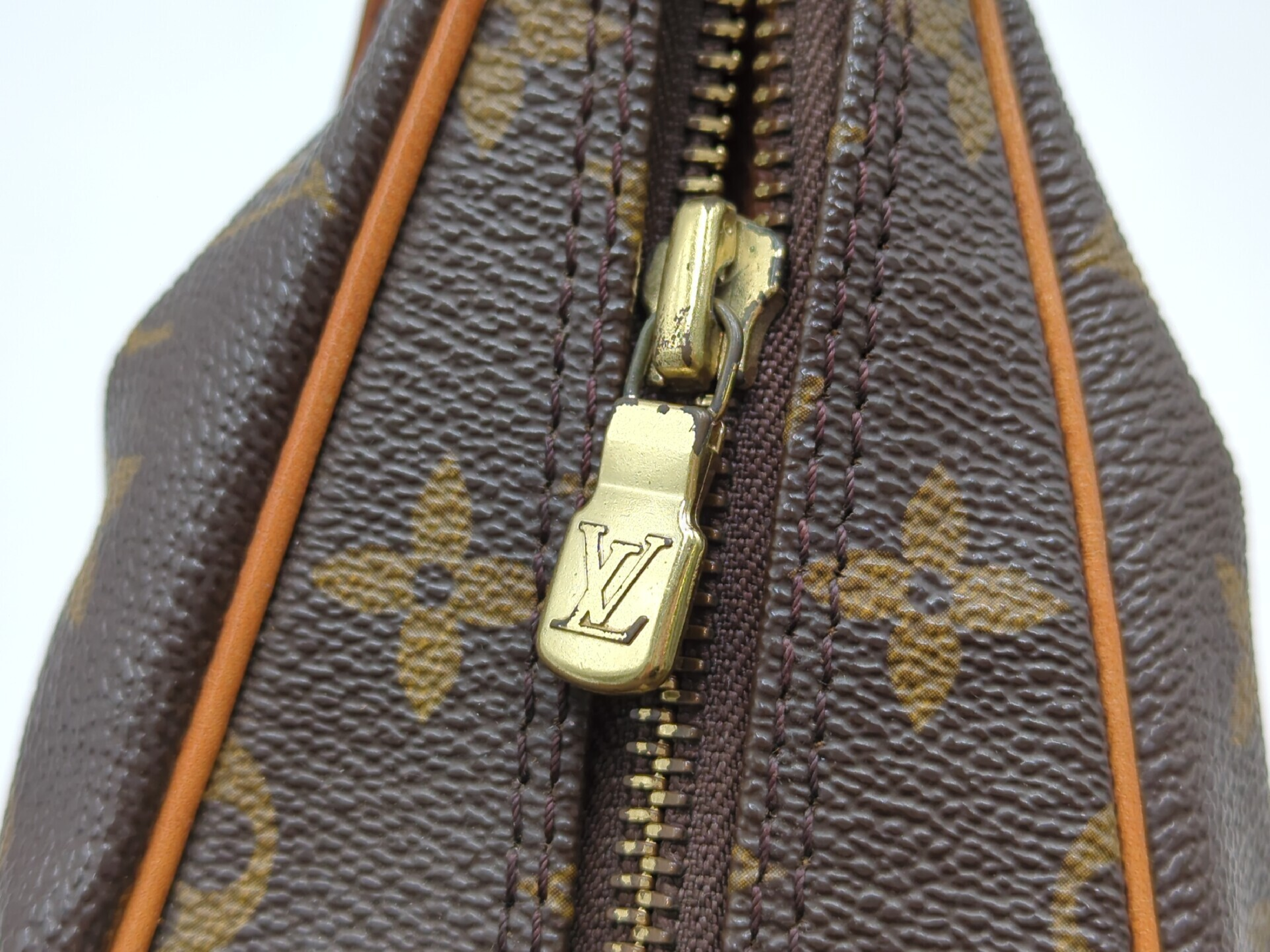 M51260 Monogram Boulogne GM Handbag — view 8