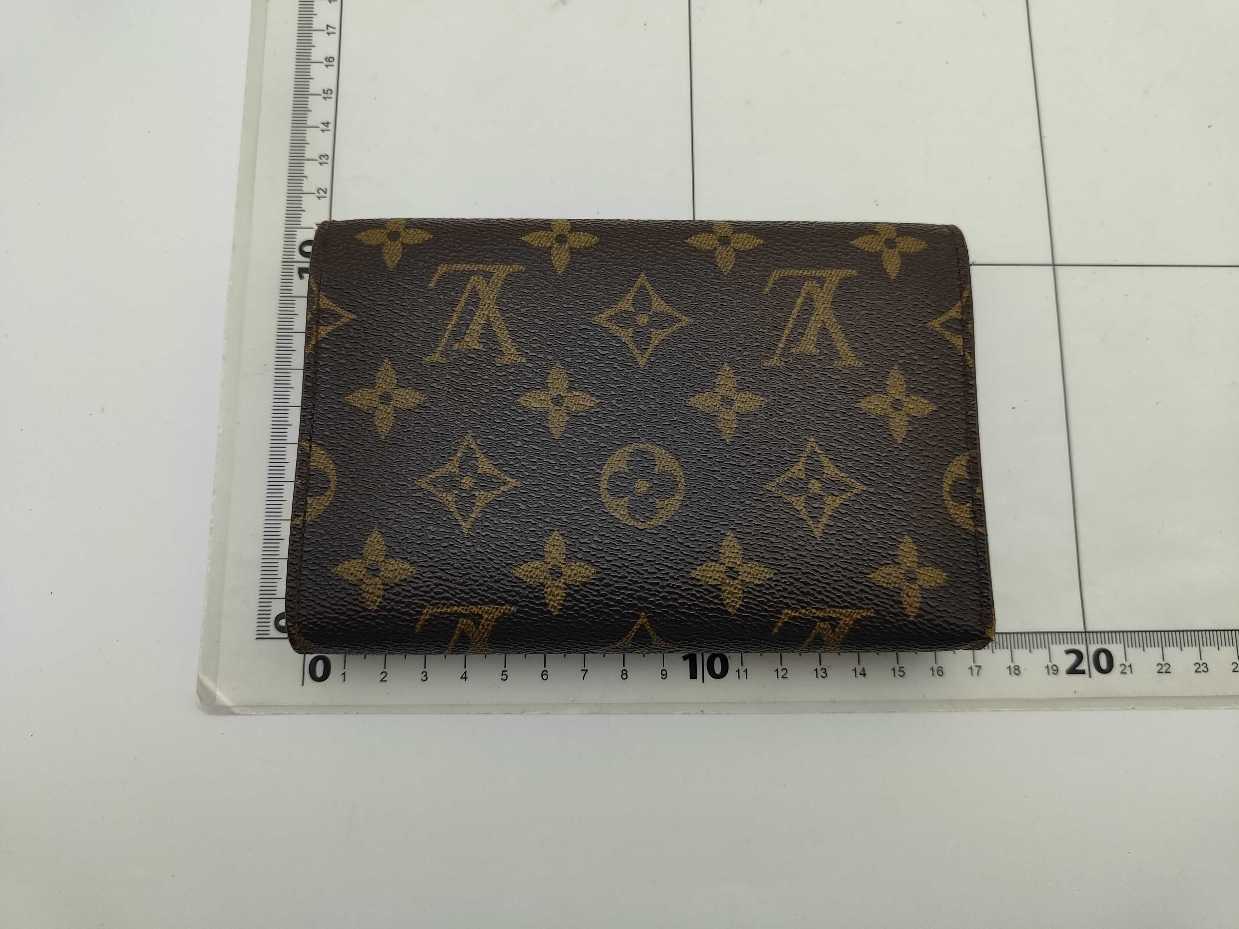 Monogram M61202 Porte Tresor Etui Wallet (Sticky interior) — view 2