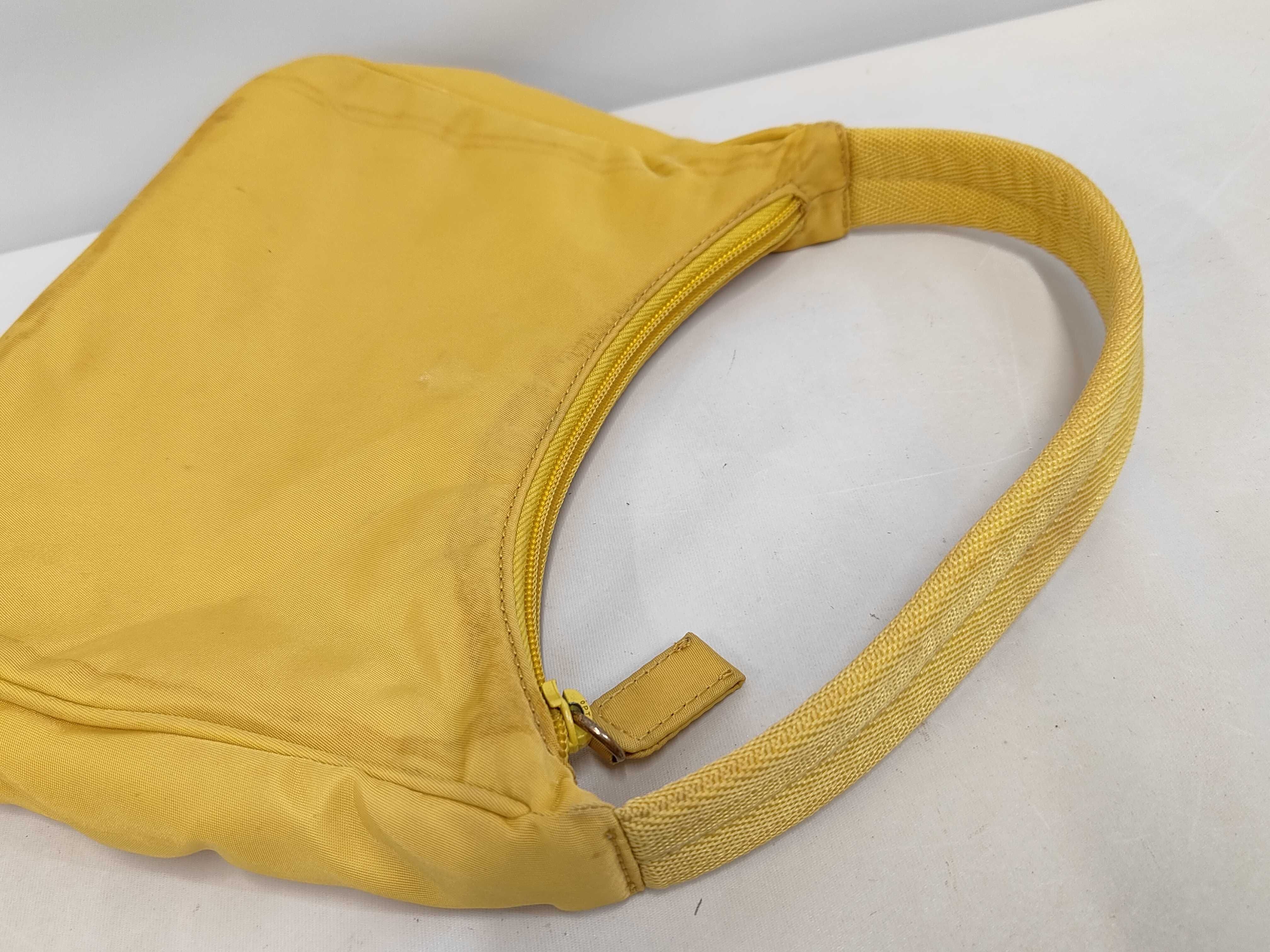 handbag, one-shoulder style, triangular plate, nylon, yellow. — view 5