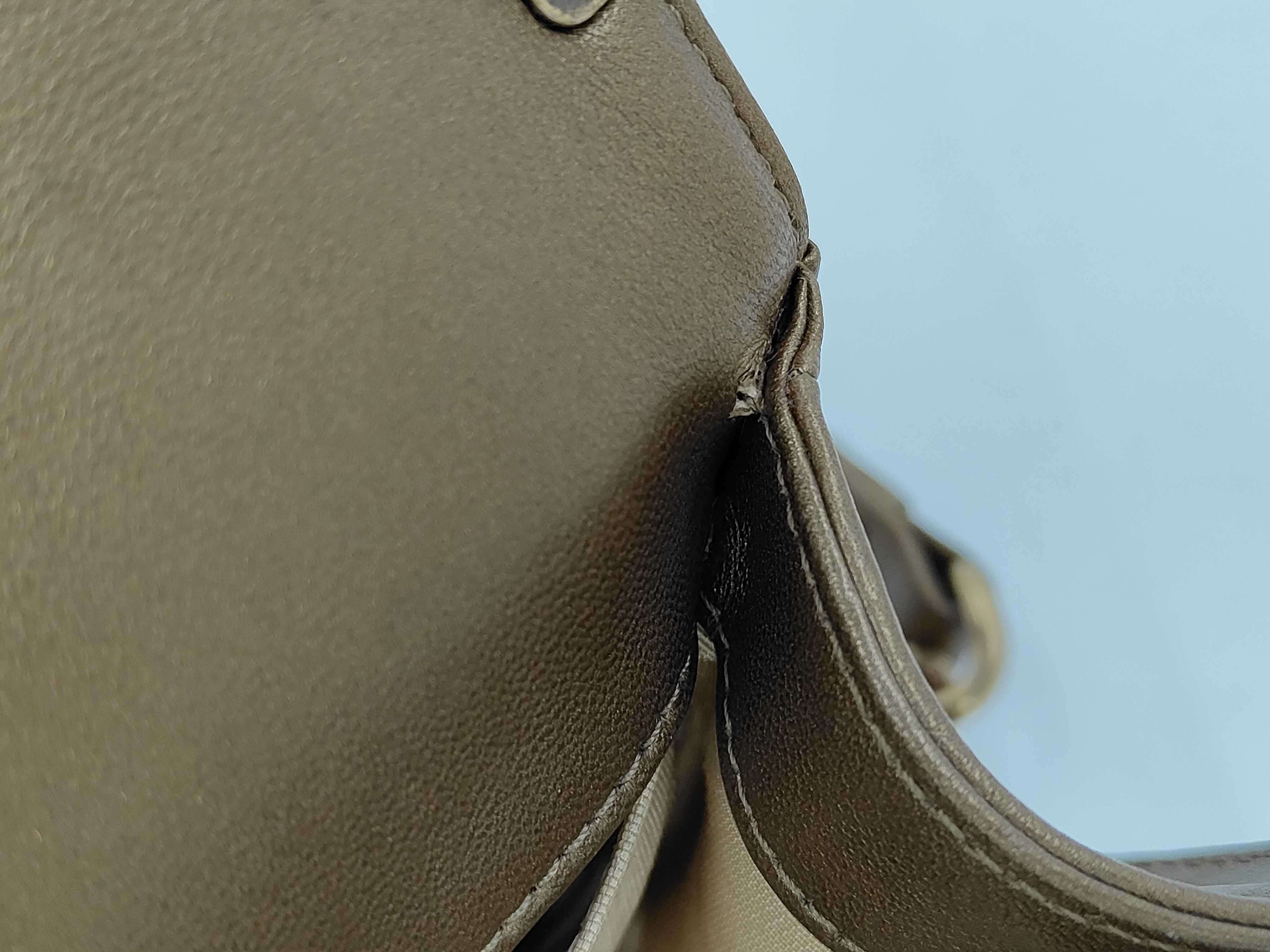 Boy Chanel Shoulder Bag — view 12
