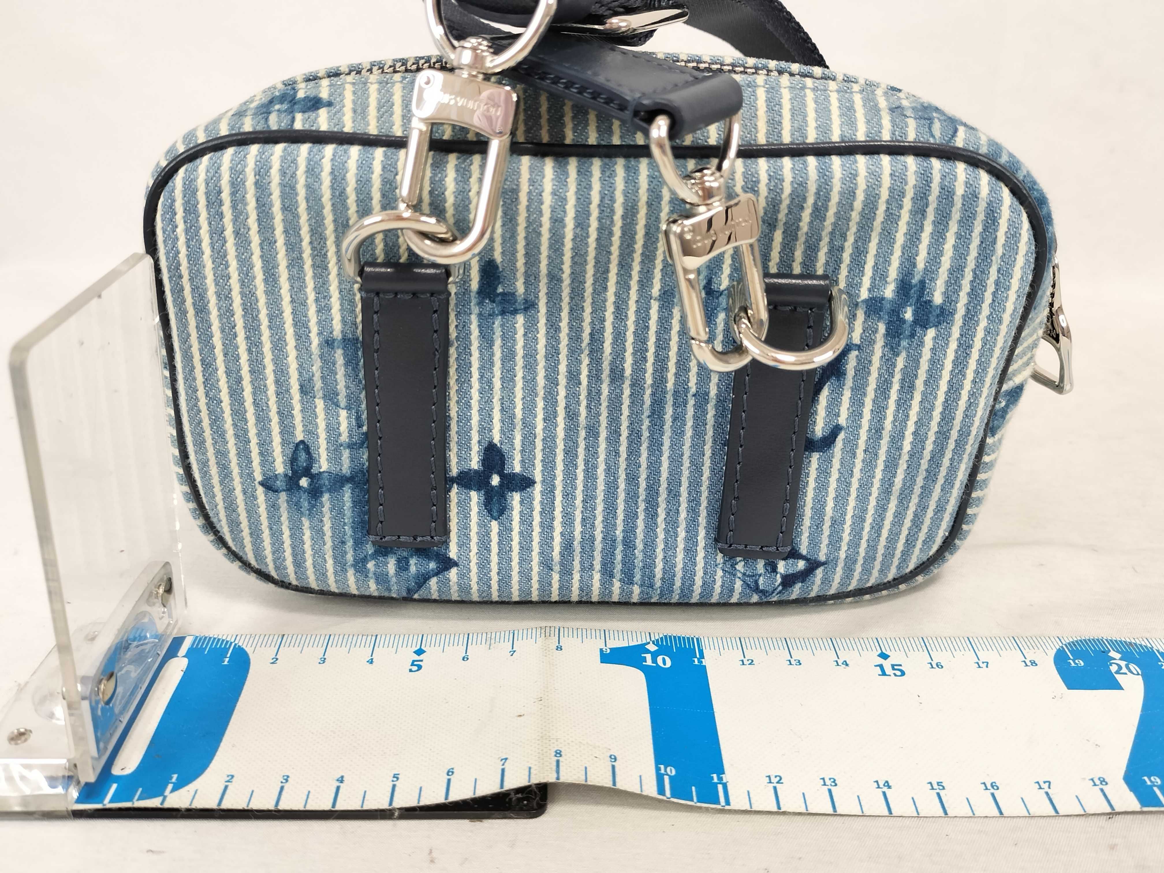 FR- Monogram Outdoor Pochette M80462 FW0251 Blue Shoulder Bag — view 2