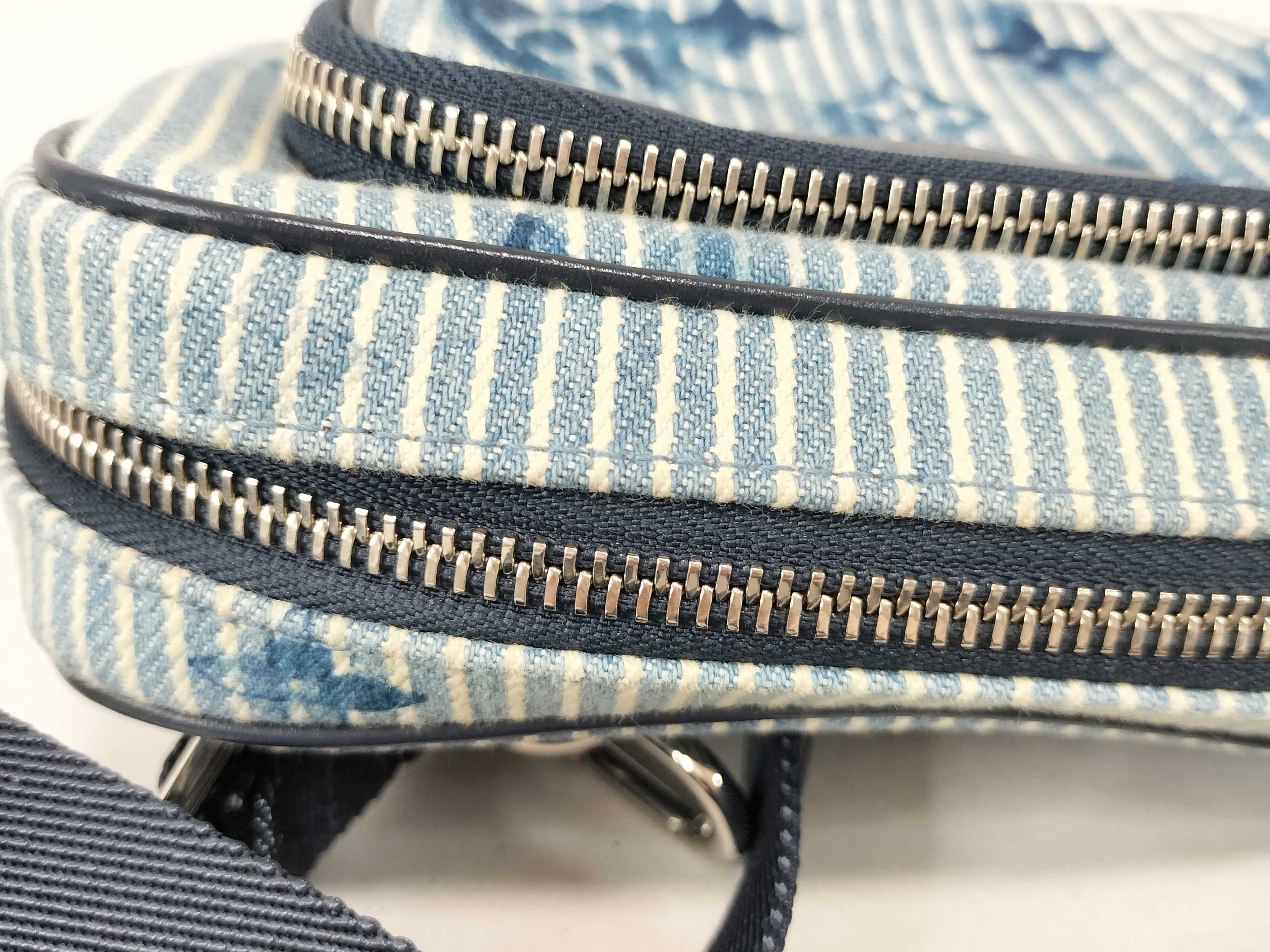 FR- Monogram Outdoor Pochette M80462 FW0251 Blue Shoulder Bag — view 6