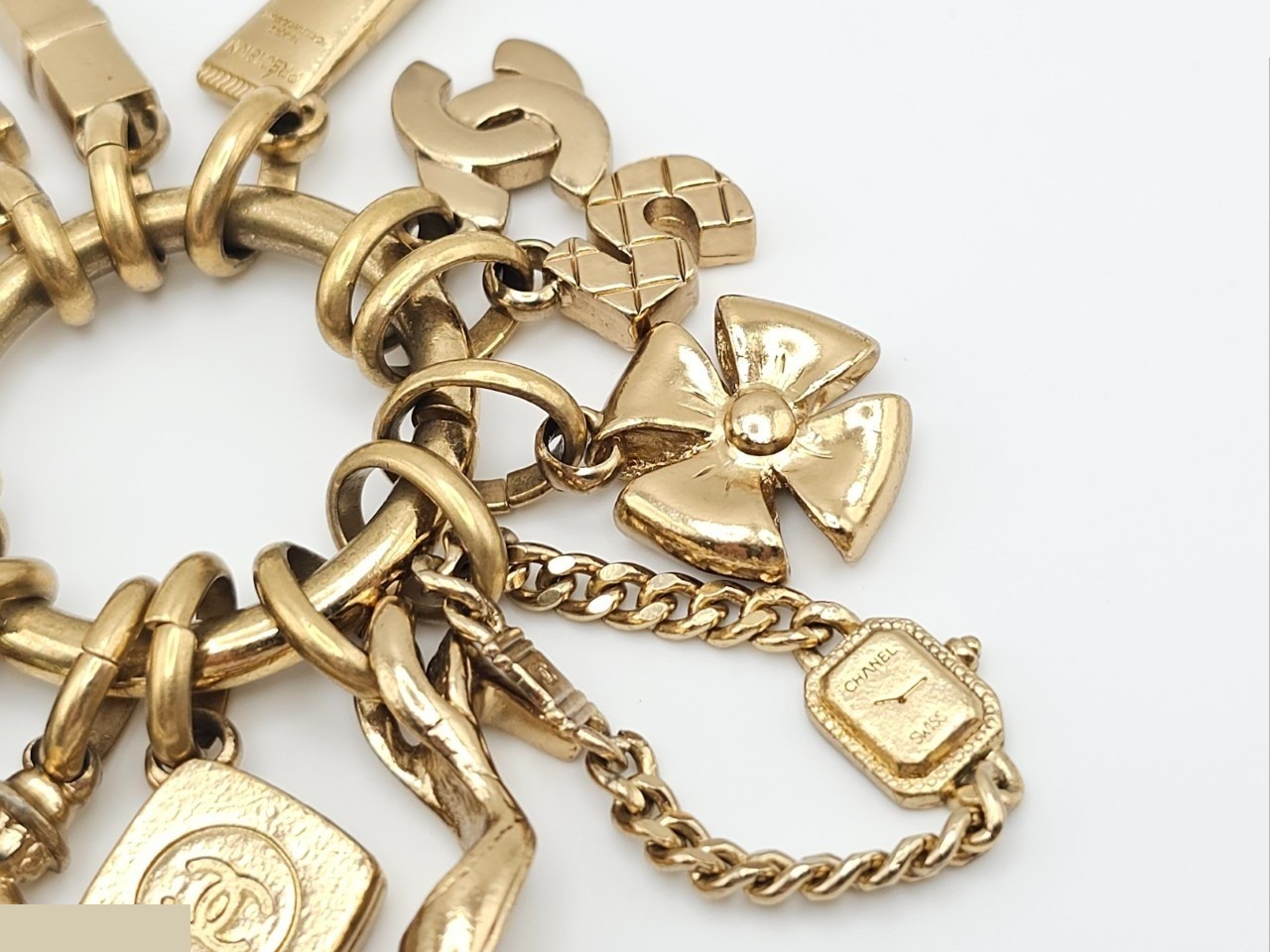 key chain — view 4