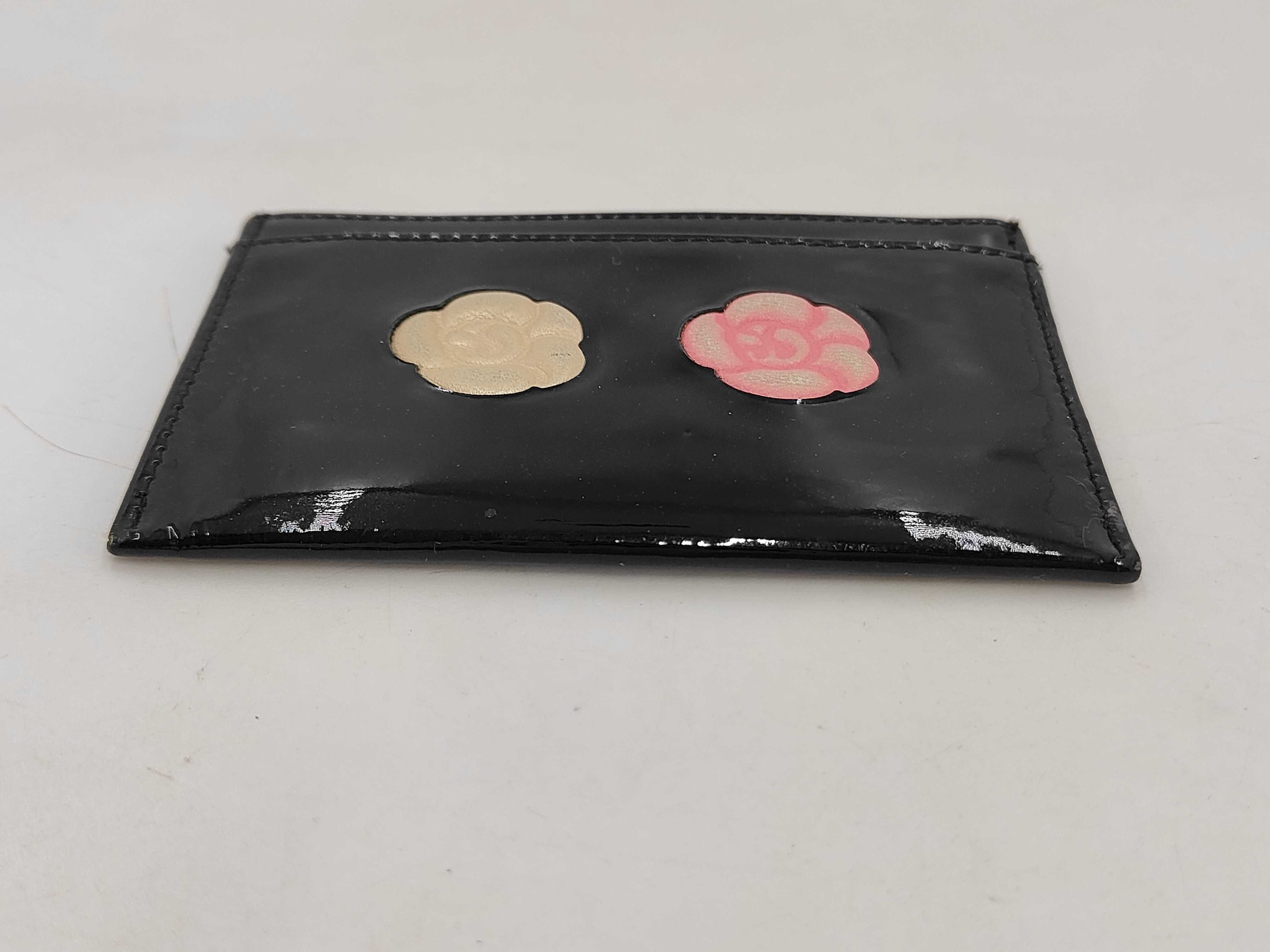 Camellia Makeup Palette Card Case (Card Case, Pass Case, Business Card Holder) — view 3