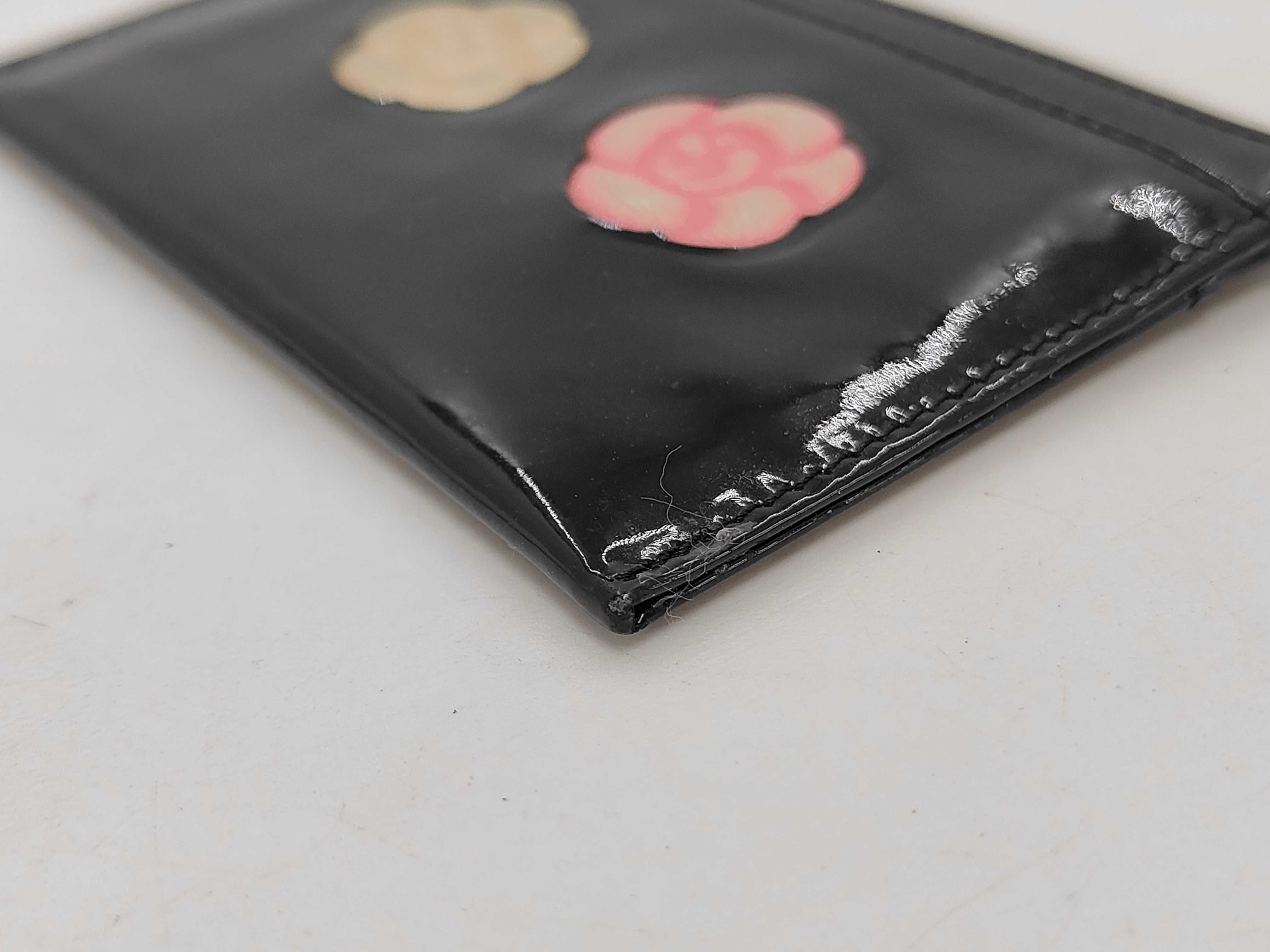 Camellia Makeup Palette Card Case (Card Case, Pass Case, Business Card Holder) — view 4