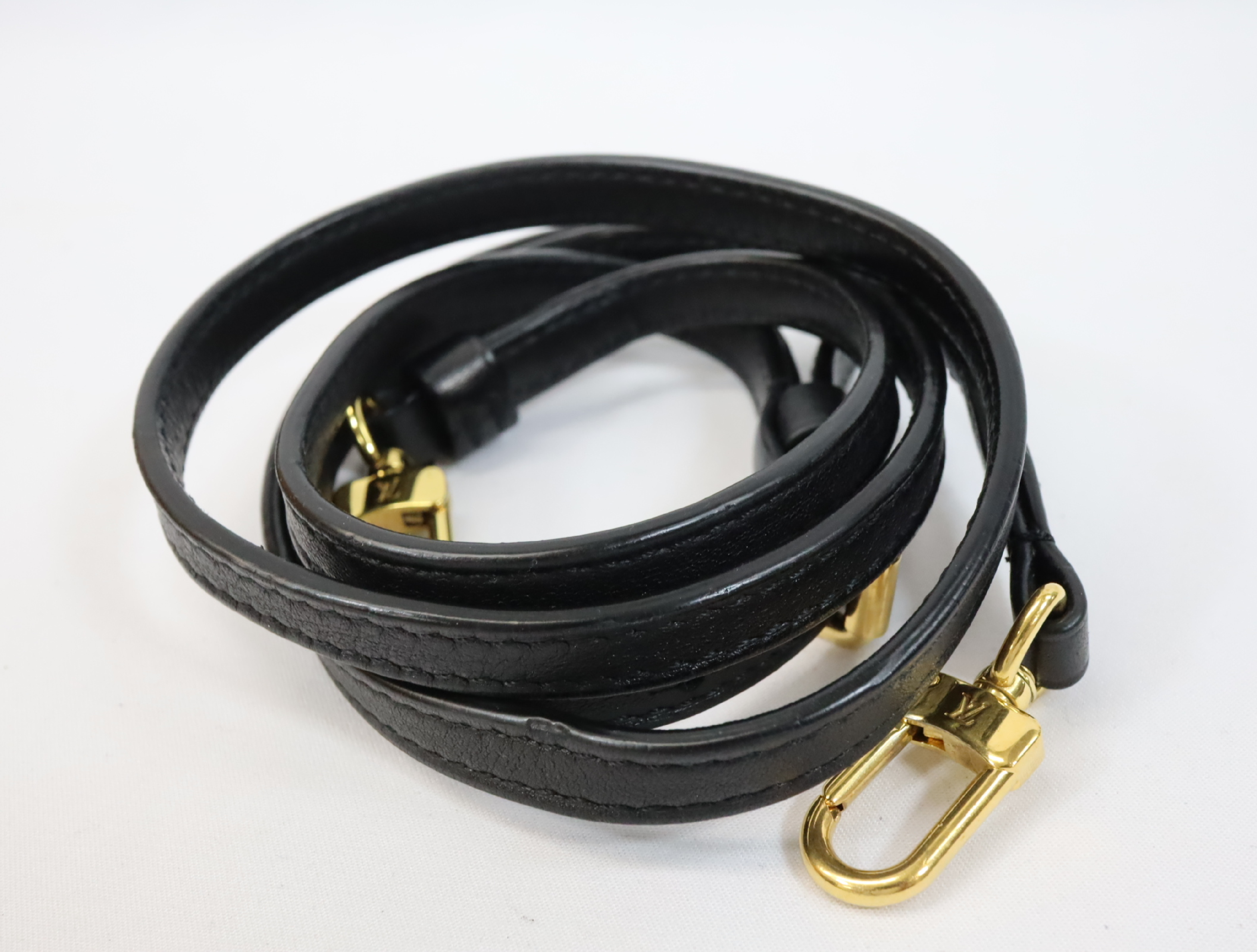 Monogram Reverse Mini Boite Chapeau M68276 Shoulder Bag (RFID detected) — view 13
