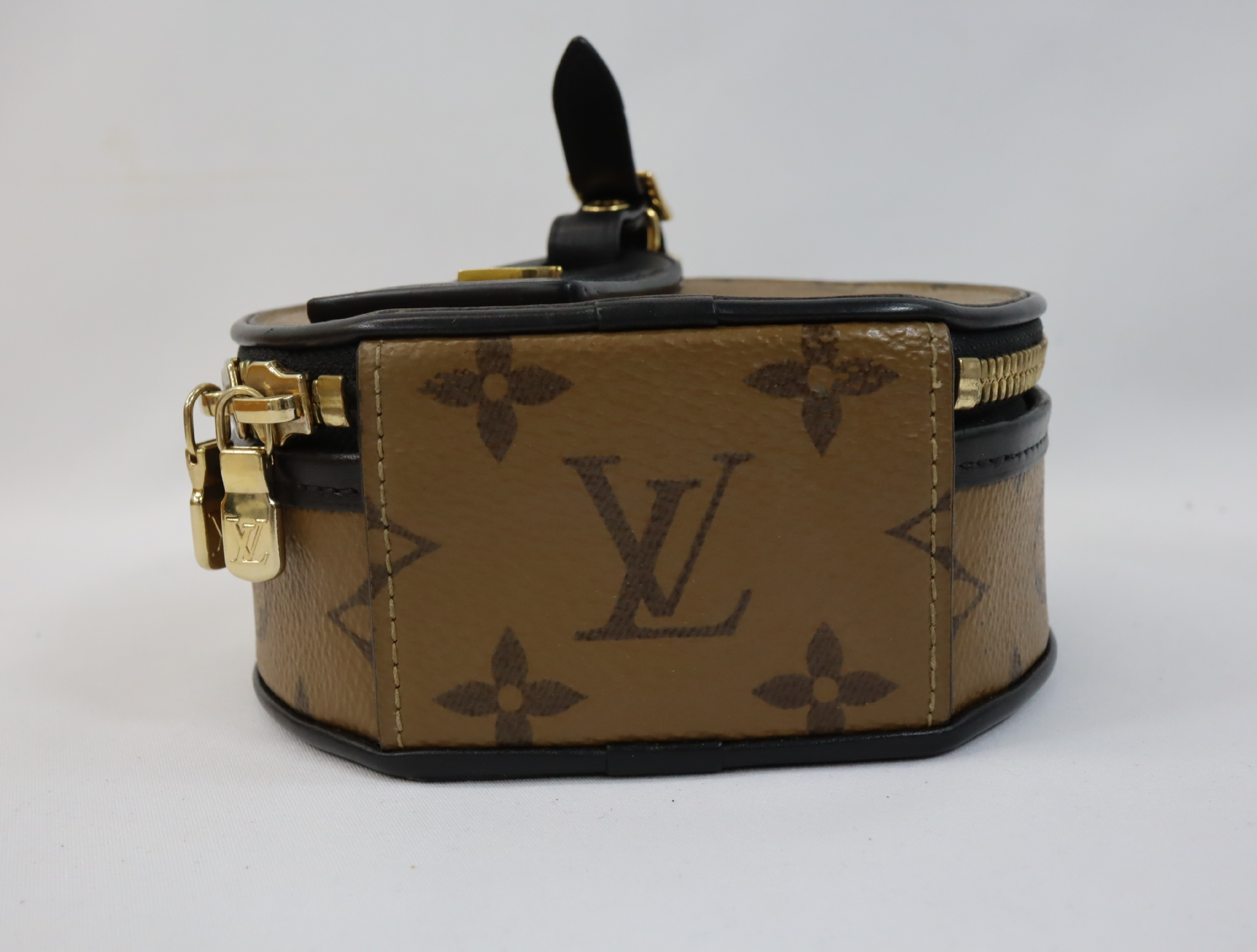 Monogram Reverse Mini Boite Chapeau M68276 Shoulder Bag (RFID detected) — view 5