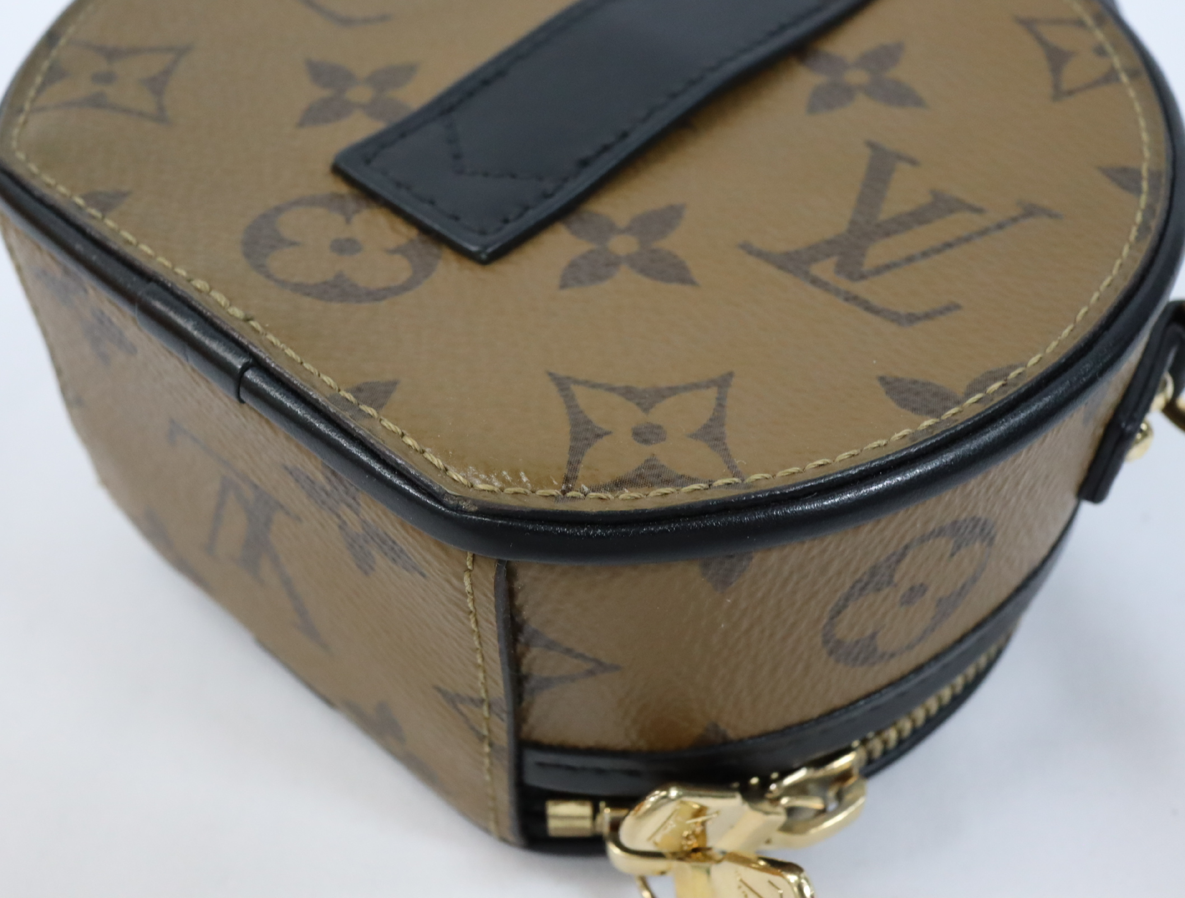 Monogram Reverse Mini Boite Chapeau M68276 Shoulder Bag (RFID detected) — view 8