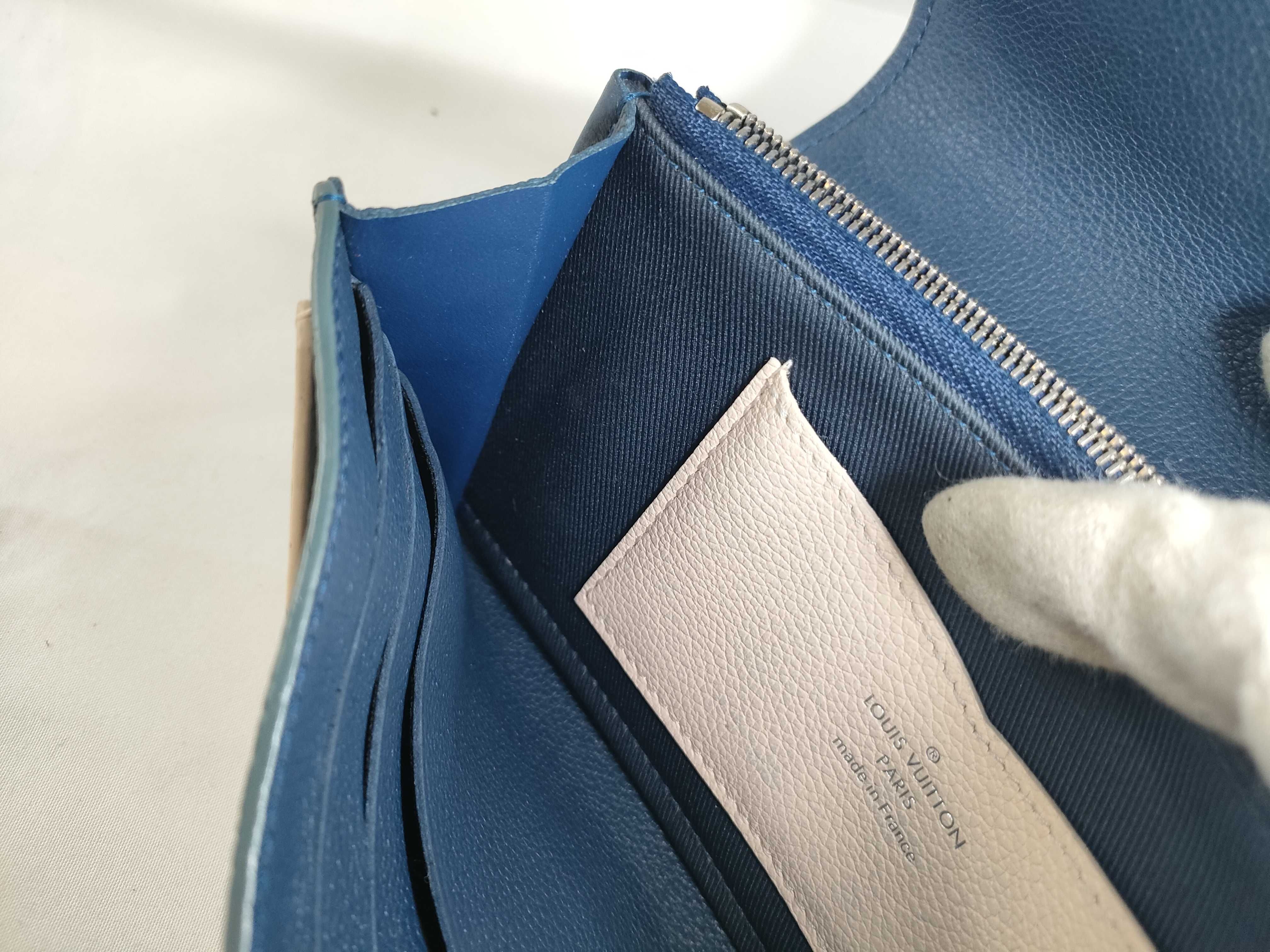 MyLockme Bi-fold Wallet — view 10