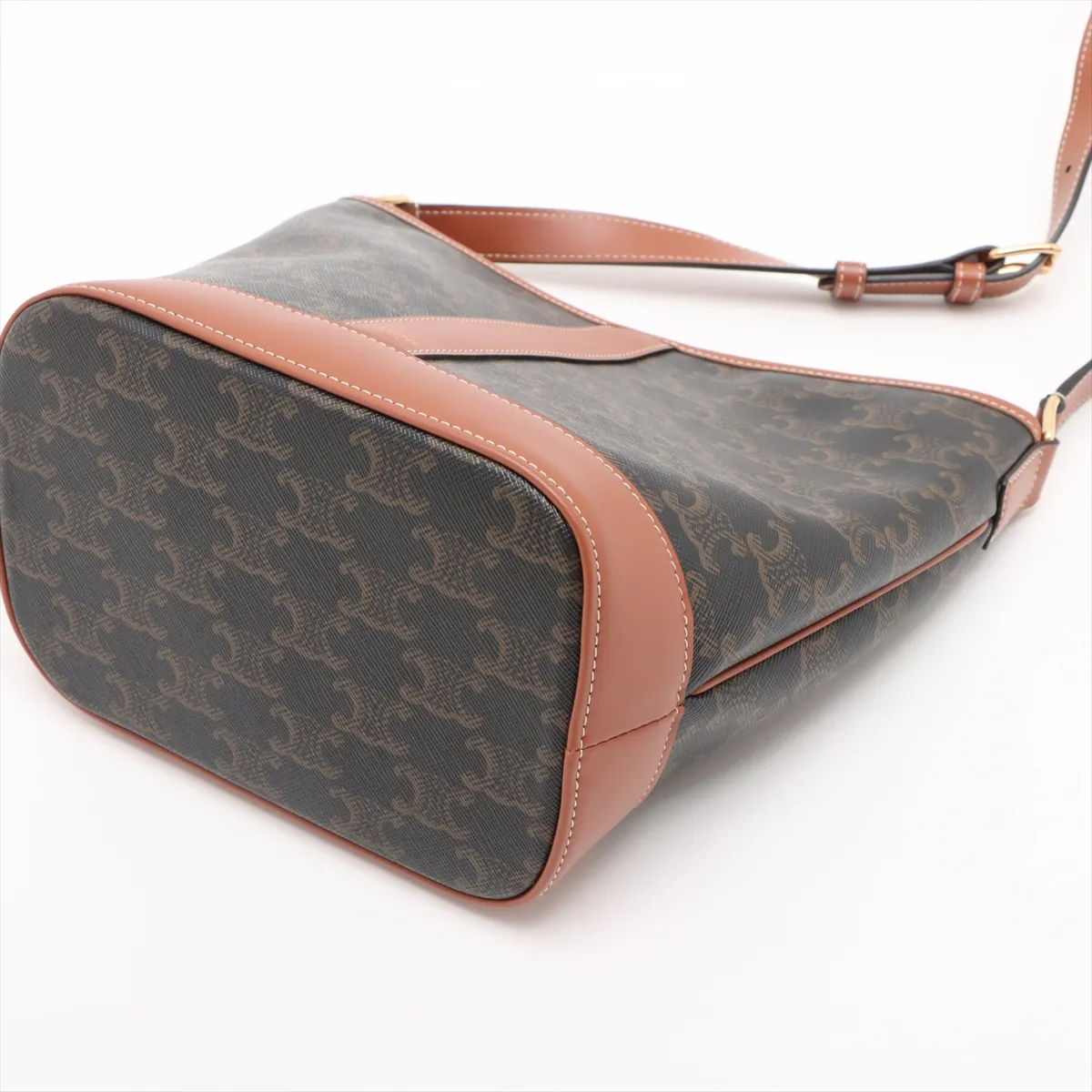 Triomphe Small Bucket PVC x Leather Shoulder Bag Brown — view 3