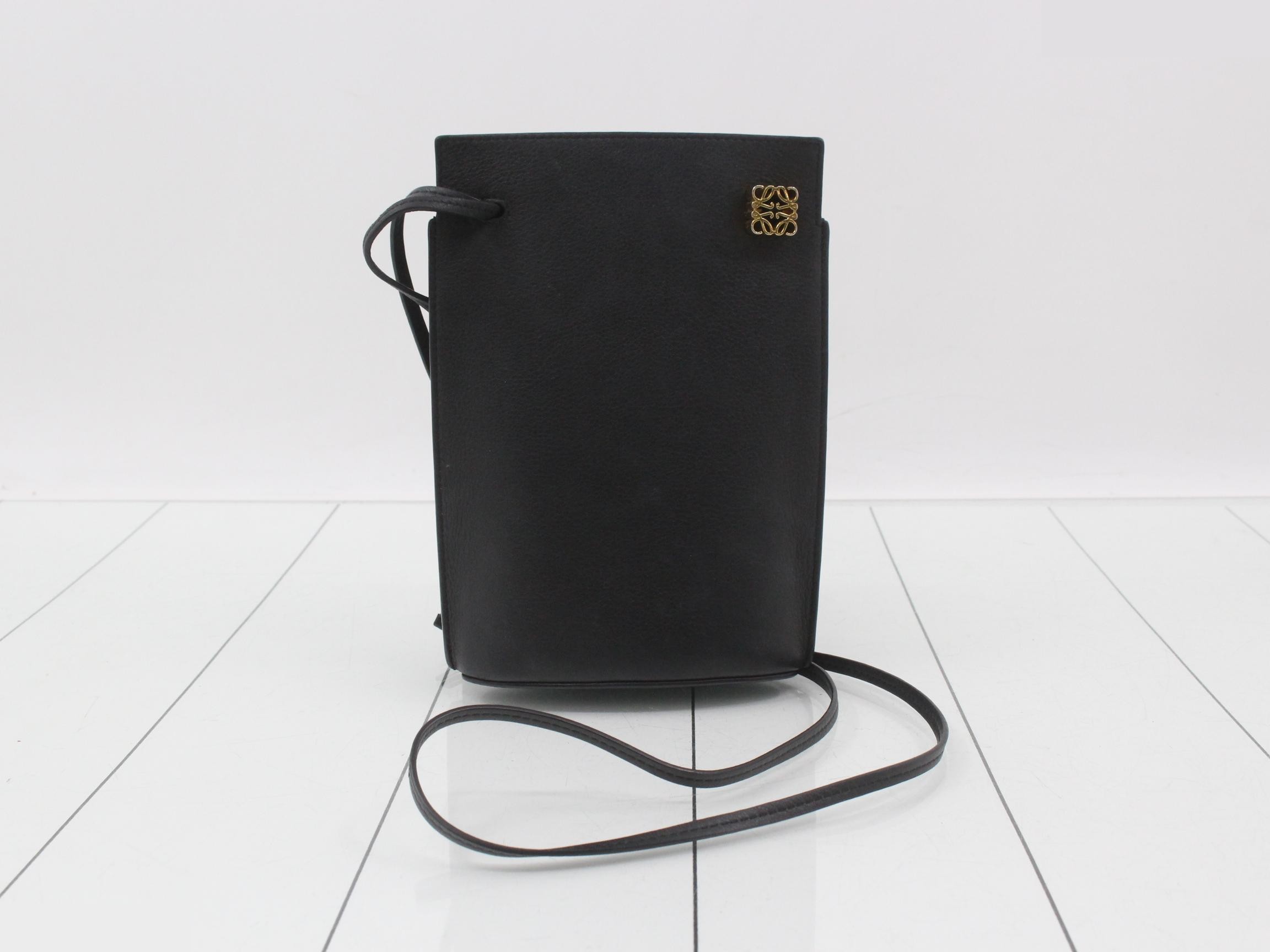 Dice Pocket Anagram Leather Shoulder Bag, Black