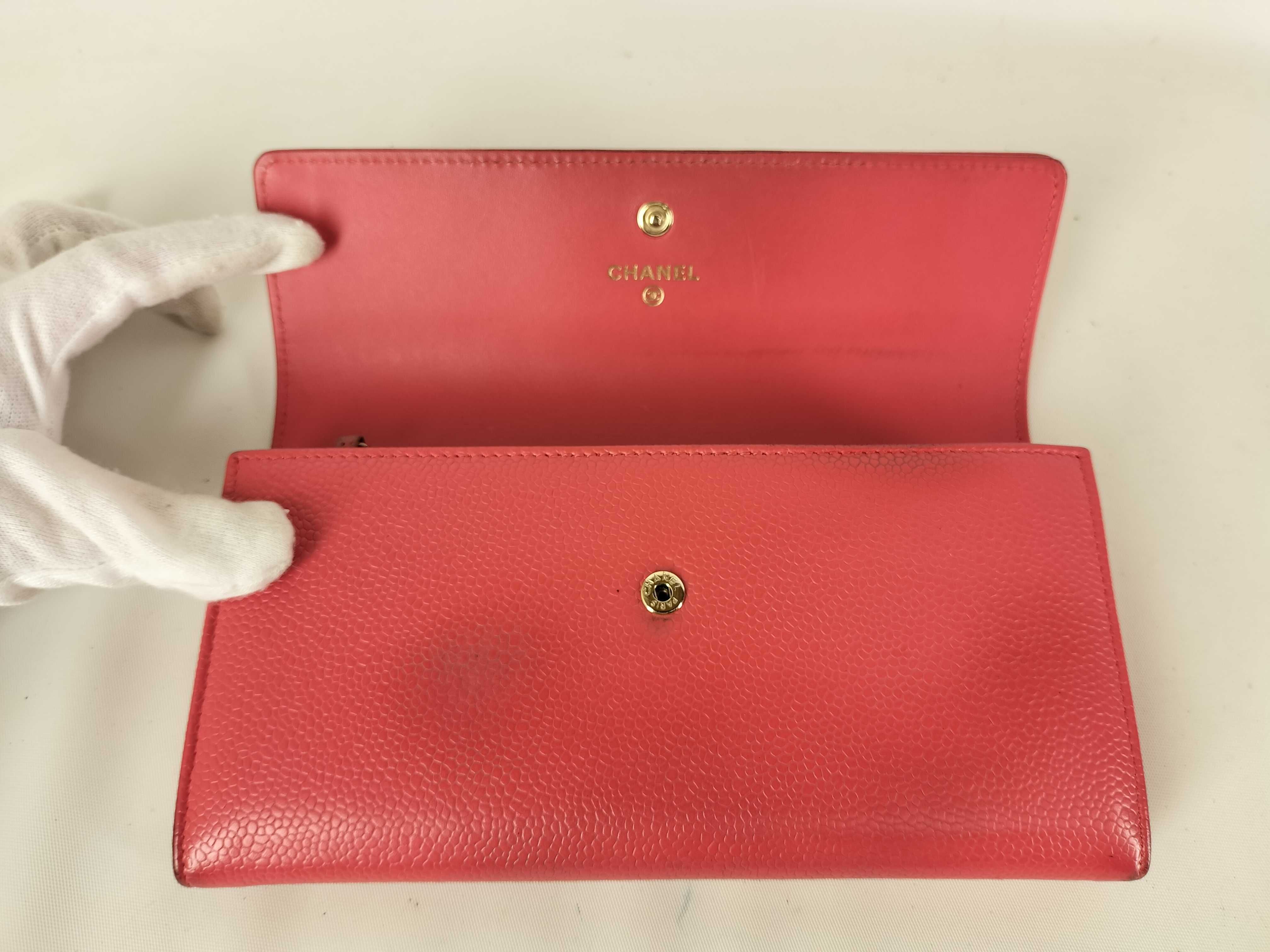 Caviar Skin Coco Mark Long Wallet, Bi-fold, Pink, Series 20s — view 6