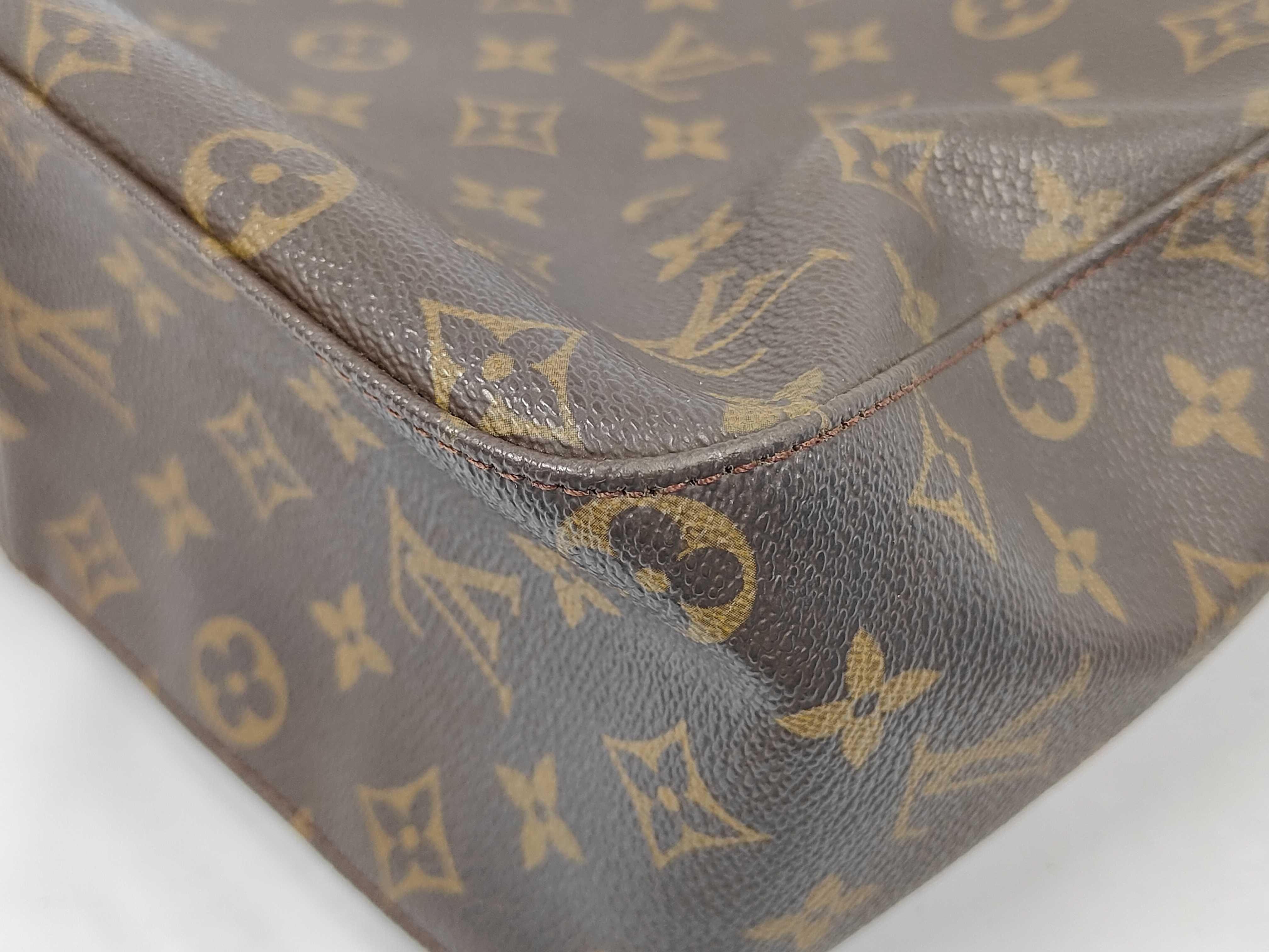 Monogram M51146 MI1010 Looping MM Shoulder Bag — view 4