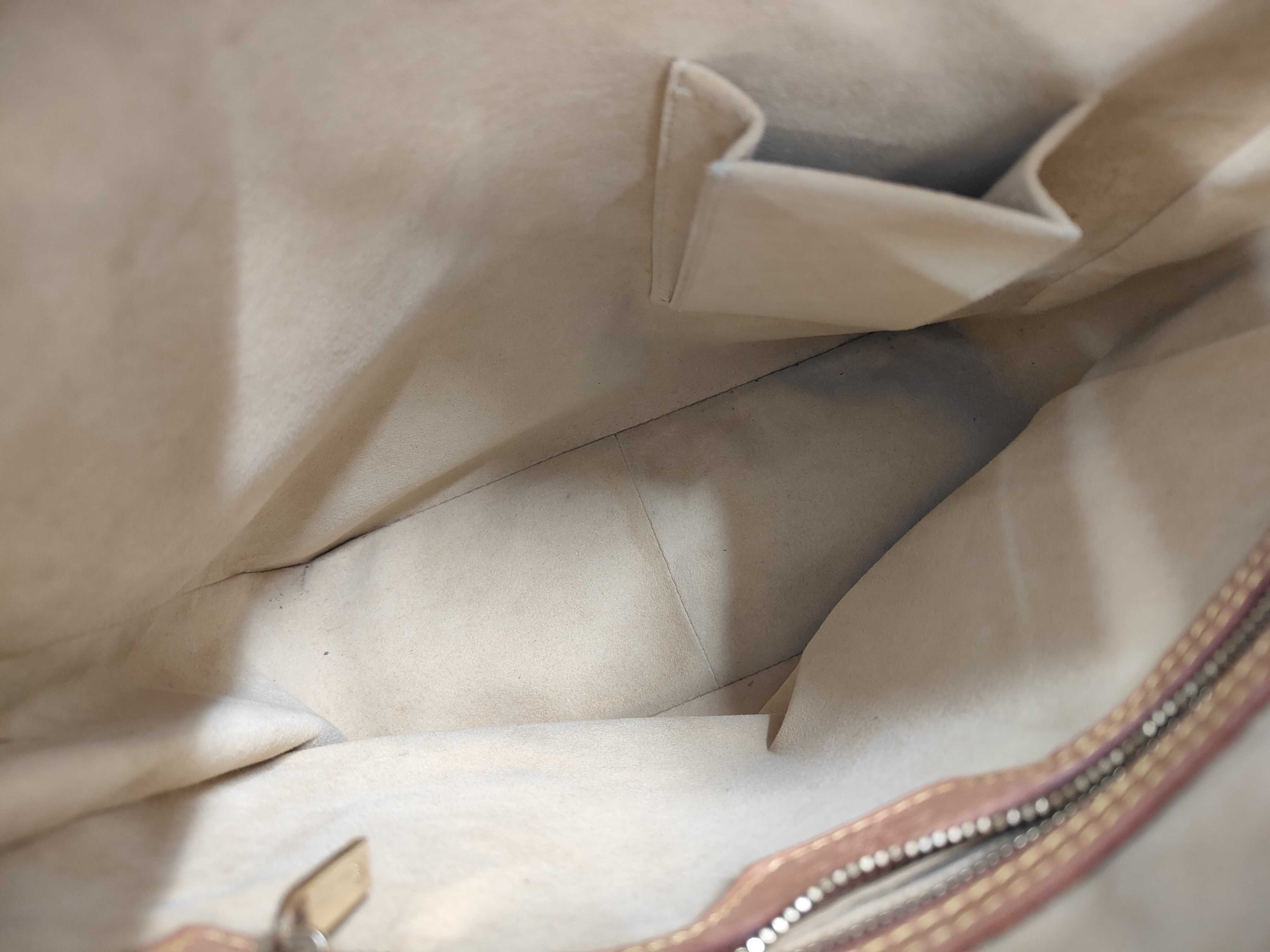Monogram M51146 MI1010 Looping MM Shoulder Bag — view 7