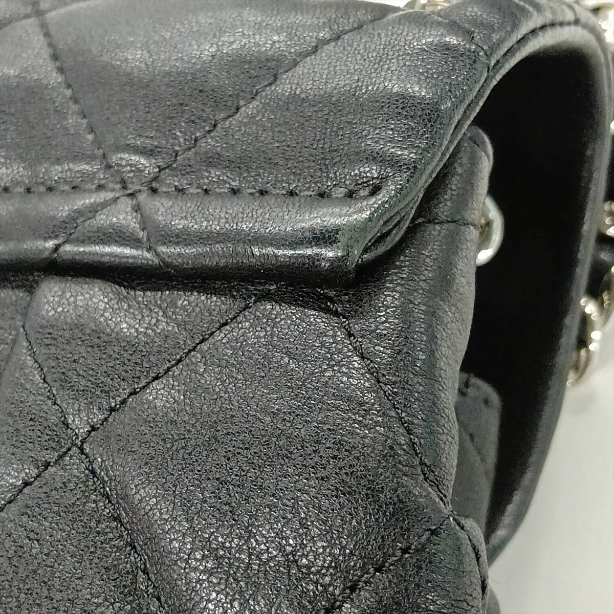 Matelassé Leather Chain Shoulder Bag, Chain Around, Black, Silver Hardware, 22170026, Serial Number 22 — view 14