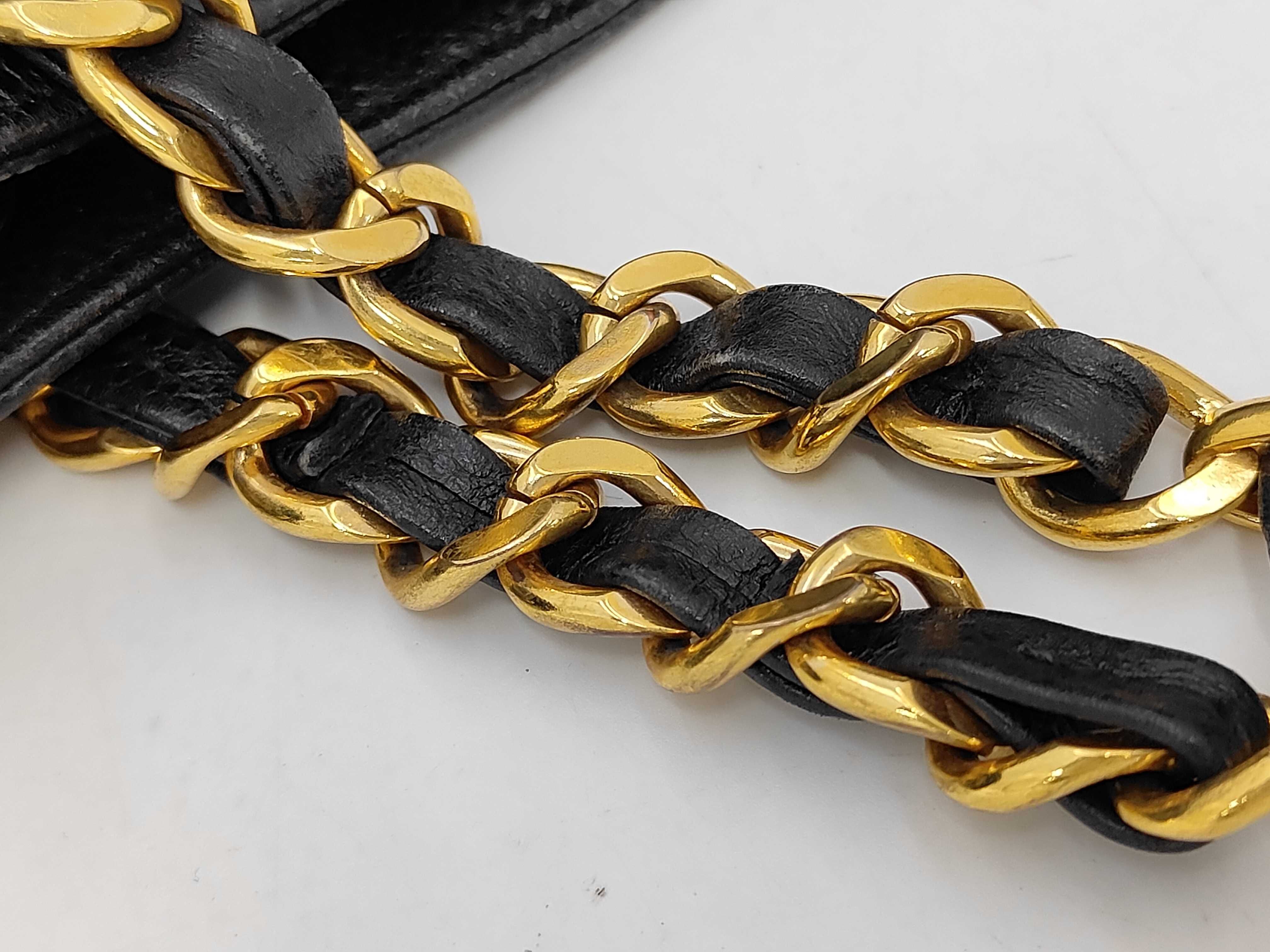 Coco Mark Chain Shoulder Bag — view 7