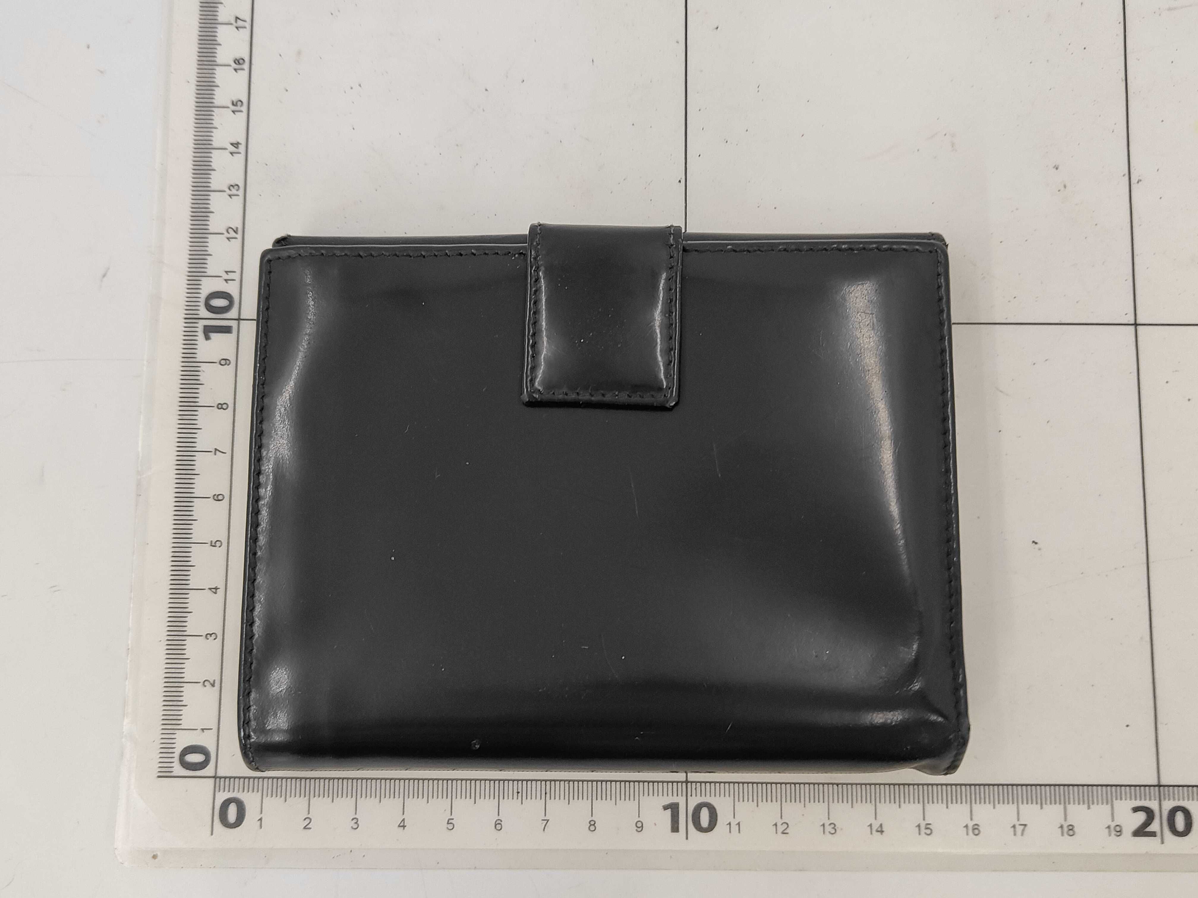 Folding Wallet / Leather Wallet — view 2