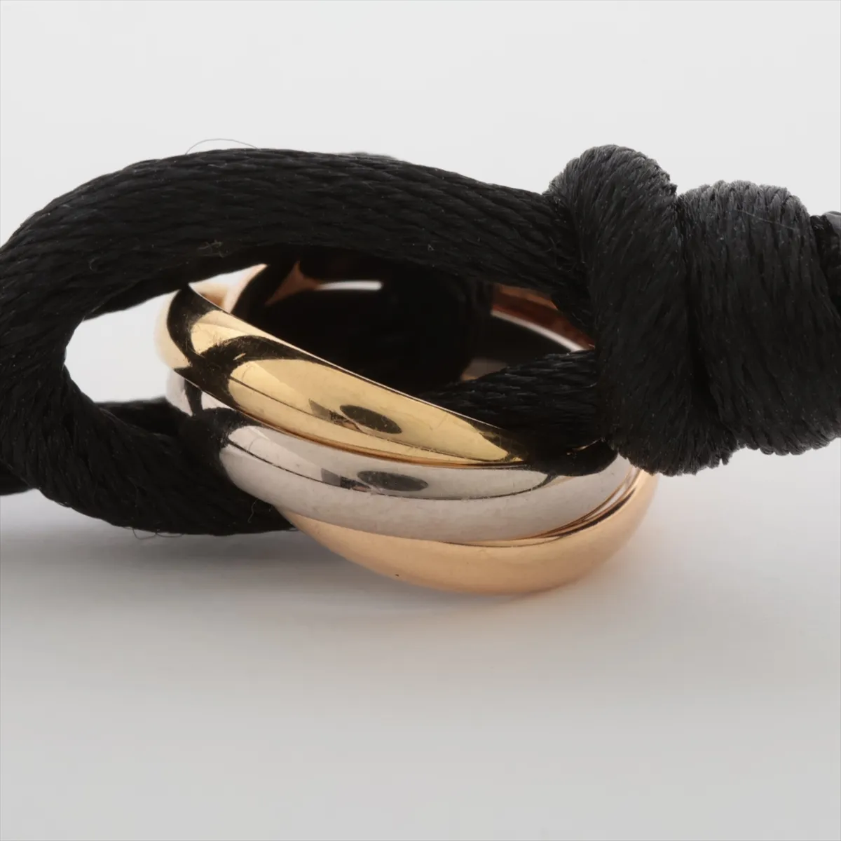 Trinity Cord Bracelet 750 (Yellow Gold x Pink Gold x White Gold) Total 3.1g NPF922 Cord is slightly twisted. Includes one replacement cord. — view 4