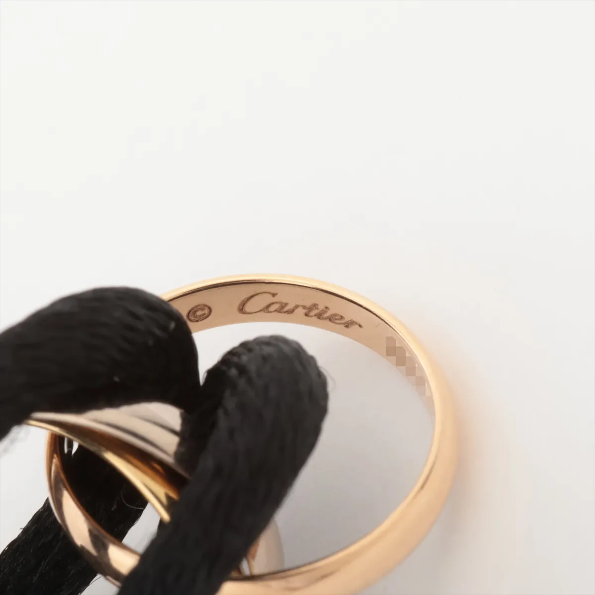 Trinity Cord Bracelet 750 (Yellow Gold x Pink Gold x White Gold) Total 3.1g NPF922 Cord is slightly twisted. Includes one replacement cord. — view 6