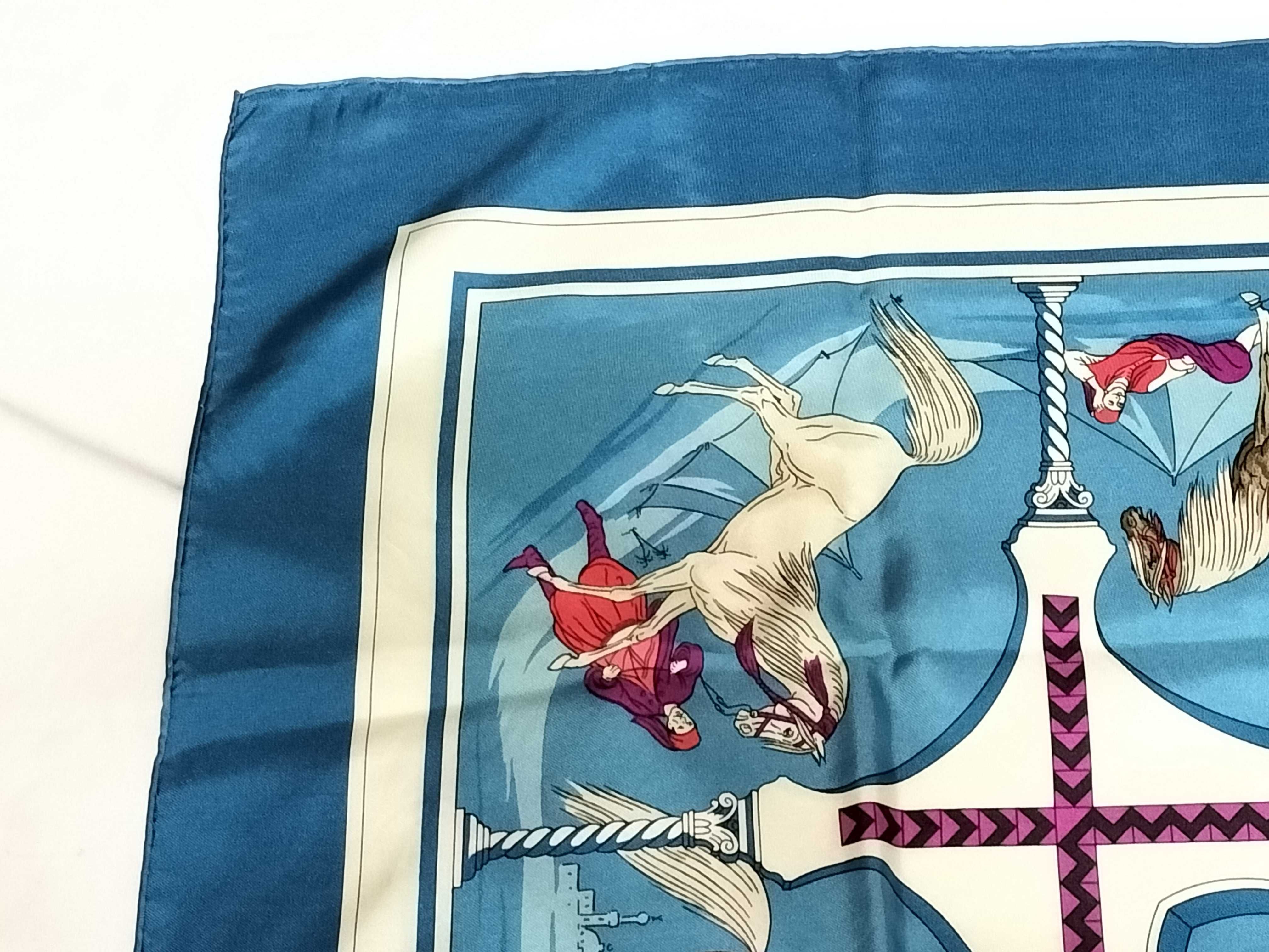Carre Cavaliers Arabes (Arabian Horses) Blue Other Accessories — view 13