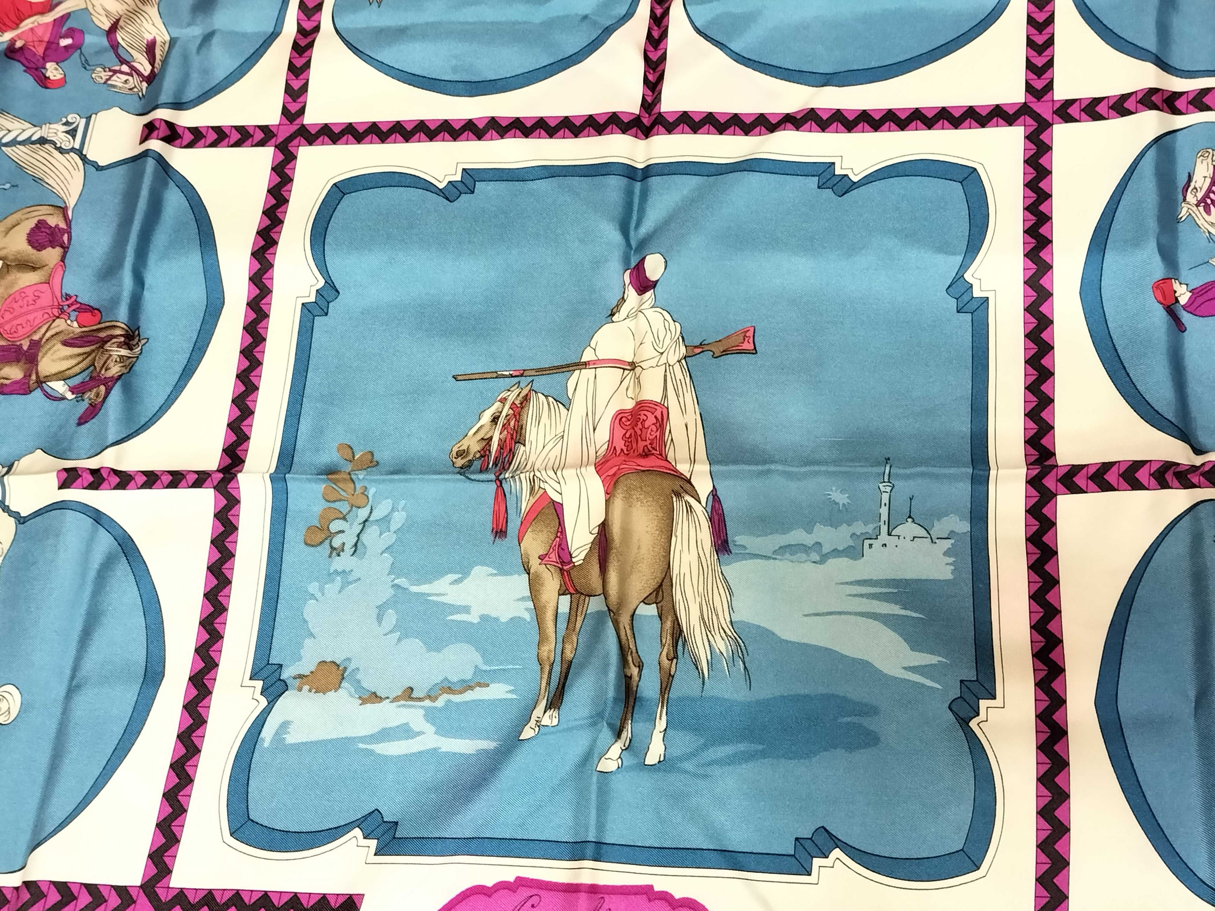 Carre Cavaliers Arabes (Arabian Horses) Blue Other Accessories — view 9