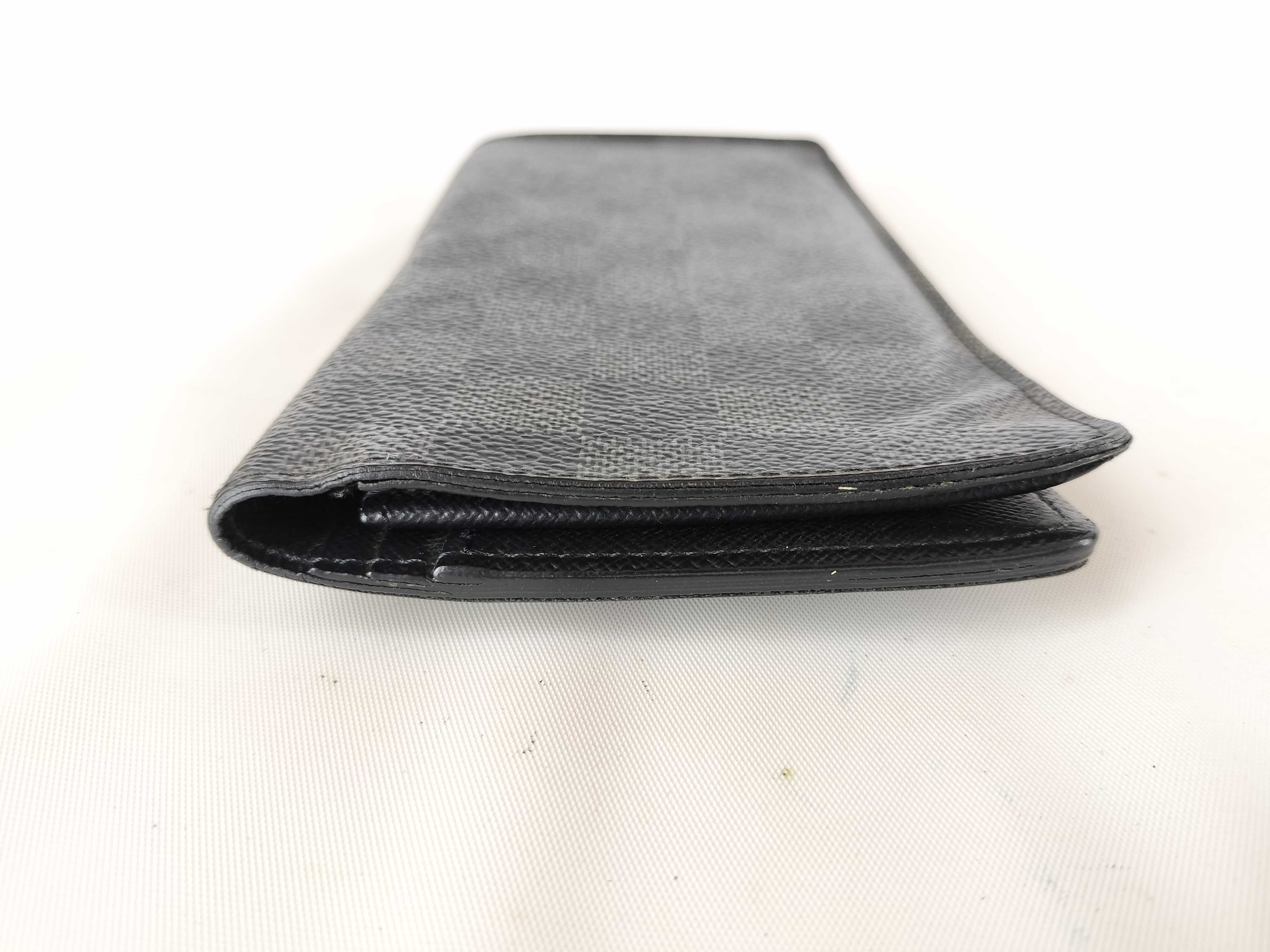 Damier Graphite Long Wallet — view 3