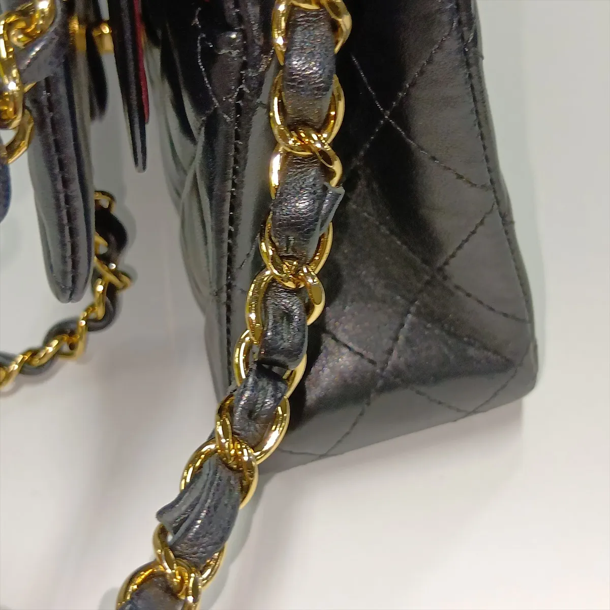 [Individually packaged] Chanel Matelassé 25 Lambskin Double Flap Double Chain Bag, Black with Gold Hardware, 24677294, Series 24, A01112 — view 11