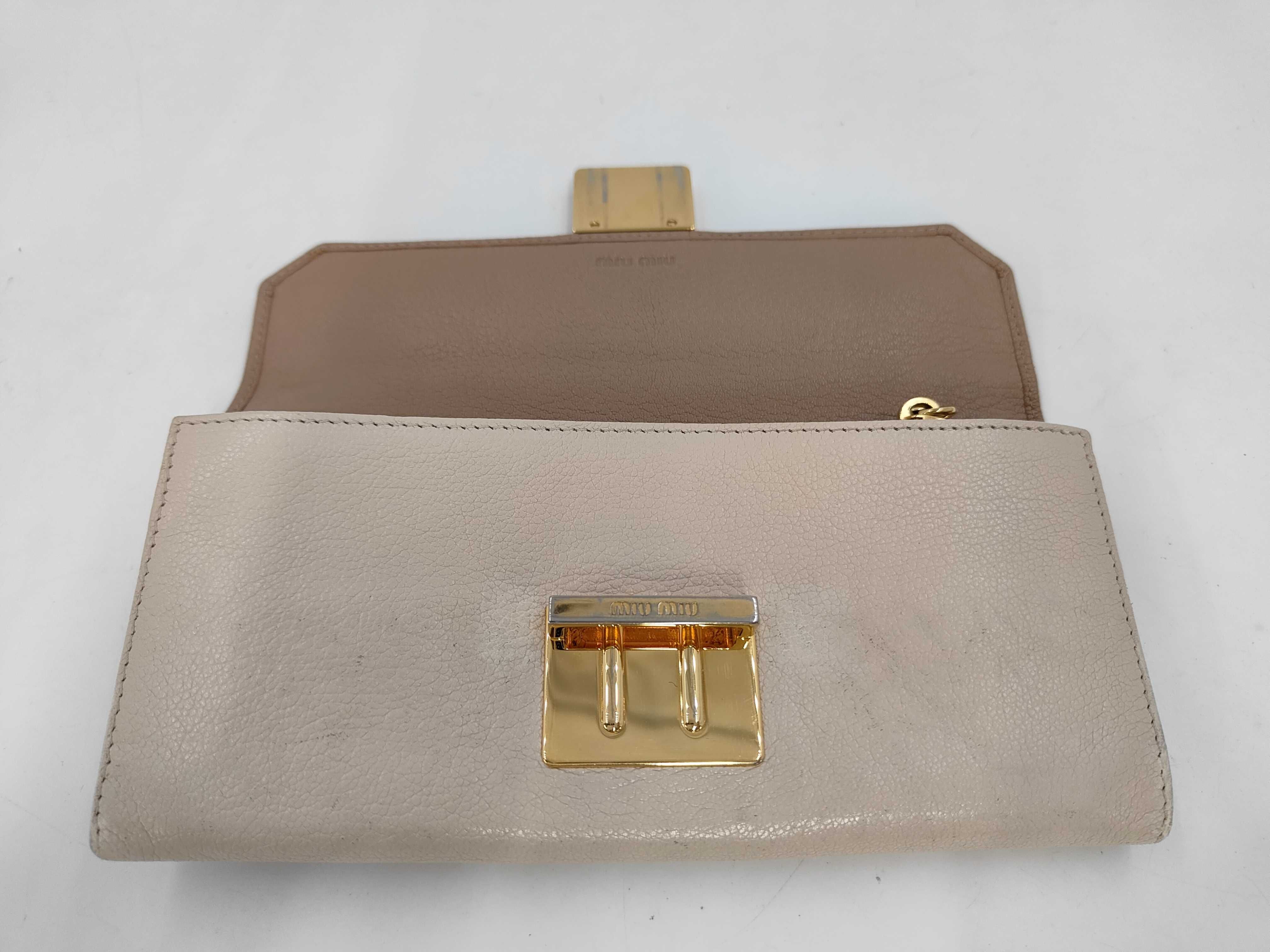 wallet — view 8