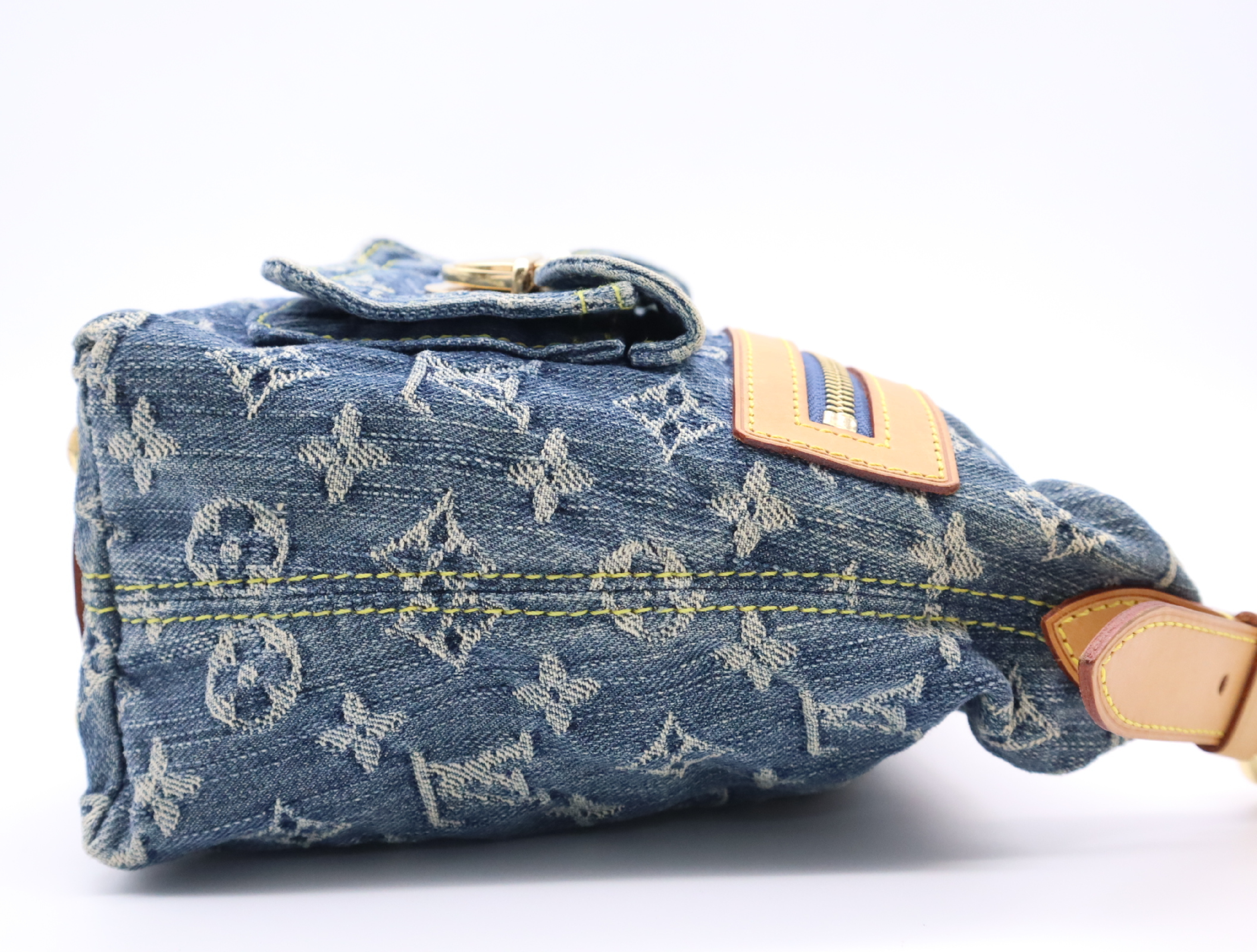 M95049 Denim Baggy PM Blue Handbag — view 5