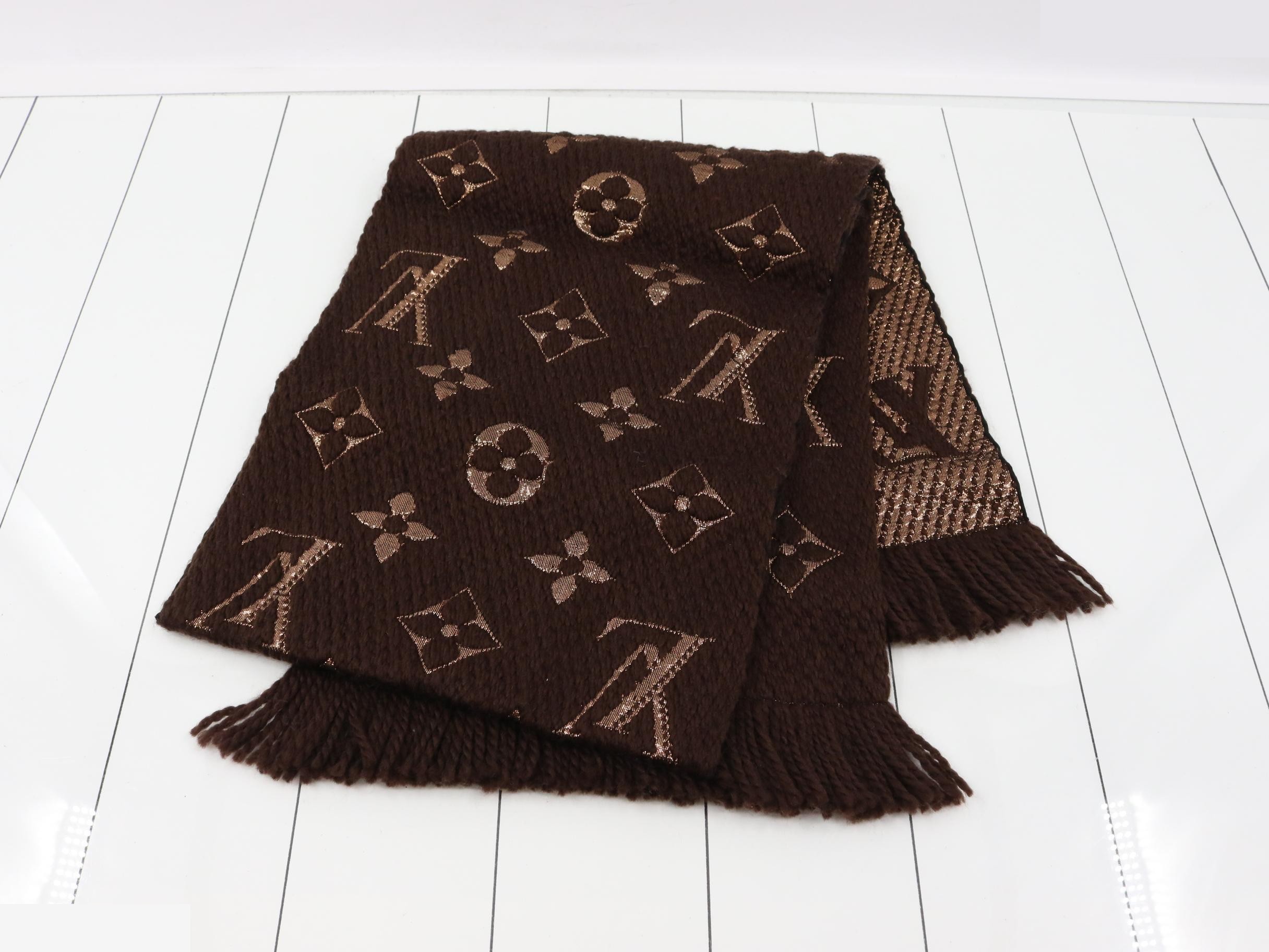 M71383 Monogram Echarpe Logomania Shine Scarf Brown — view 3