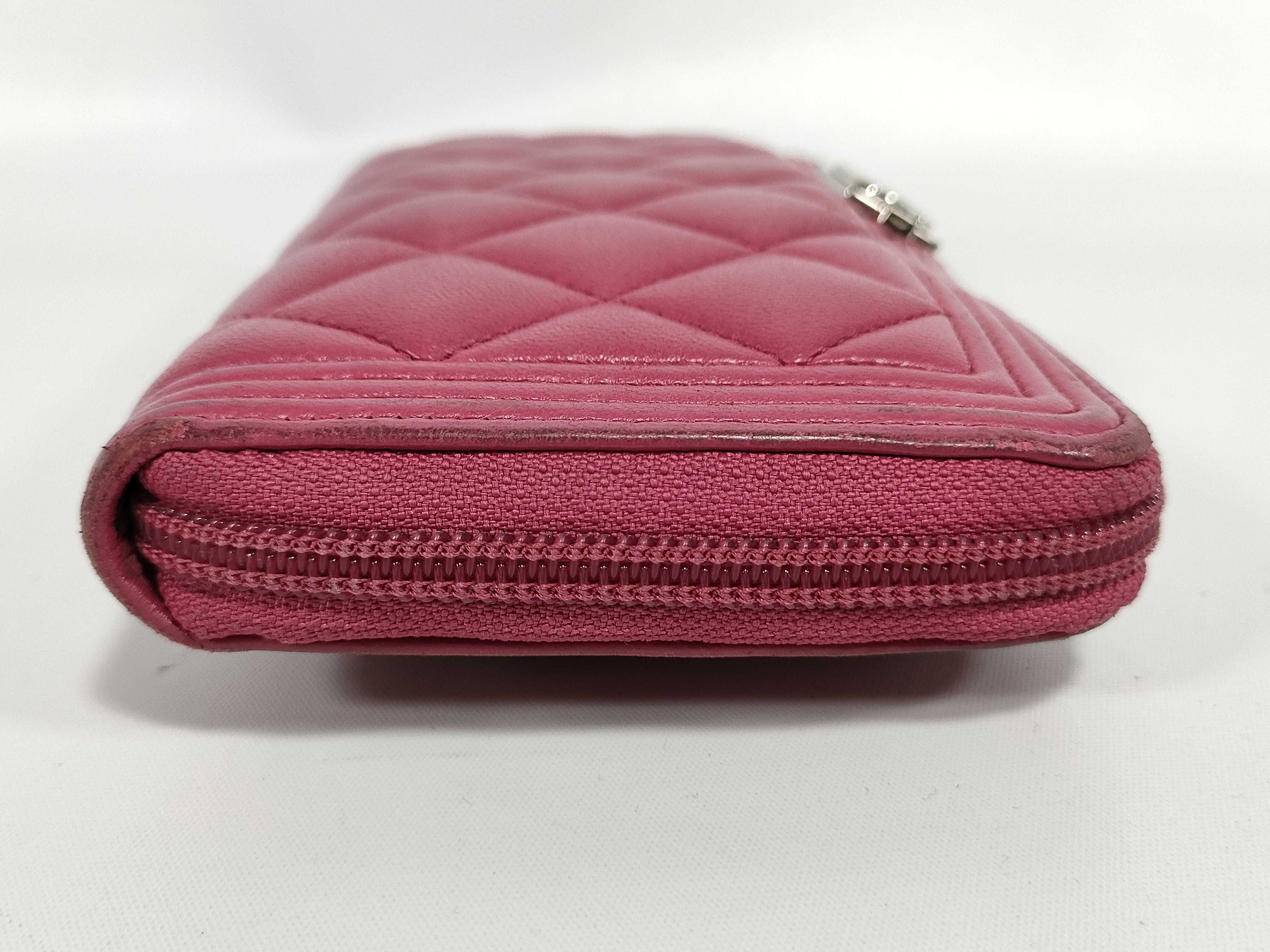Lambskin Boy Chanel Round Wallet — view 3
