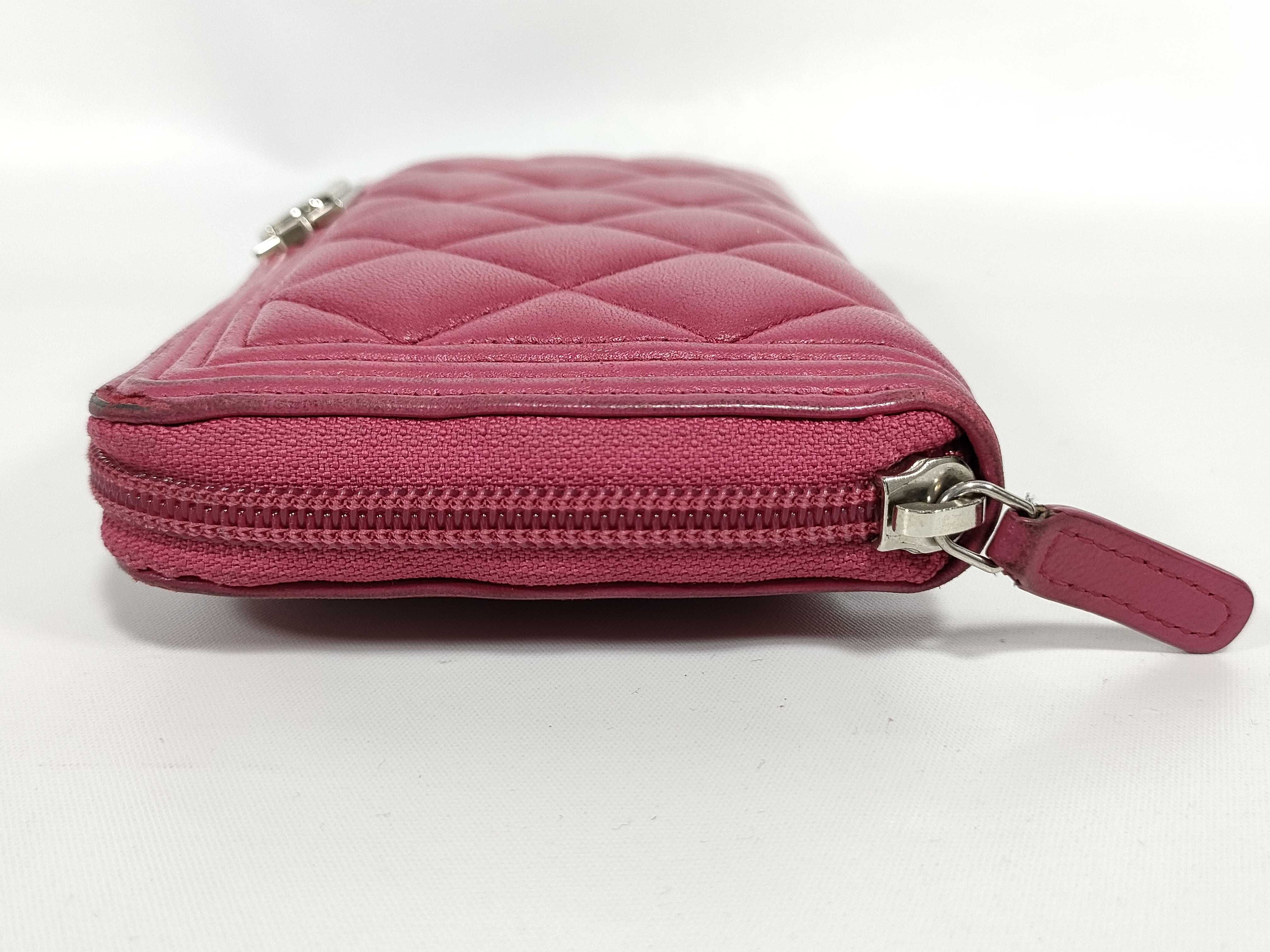 Lambskin Boy Chanel Round Wallet — view 6