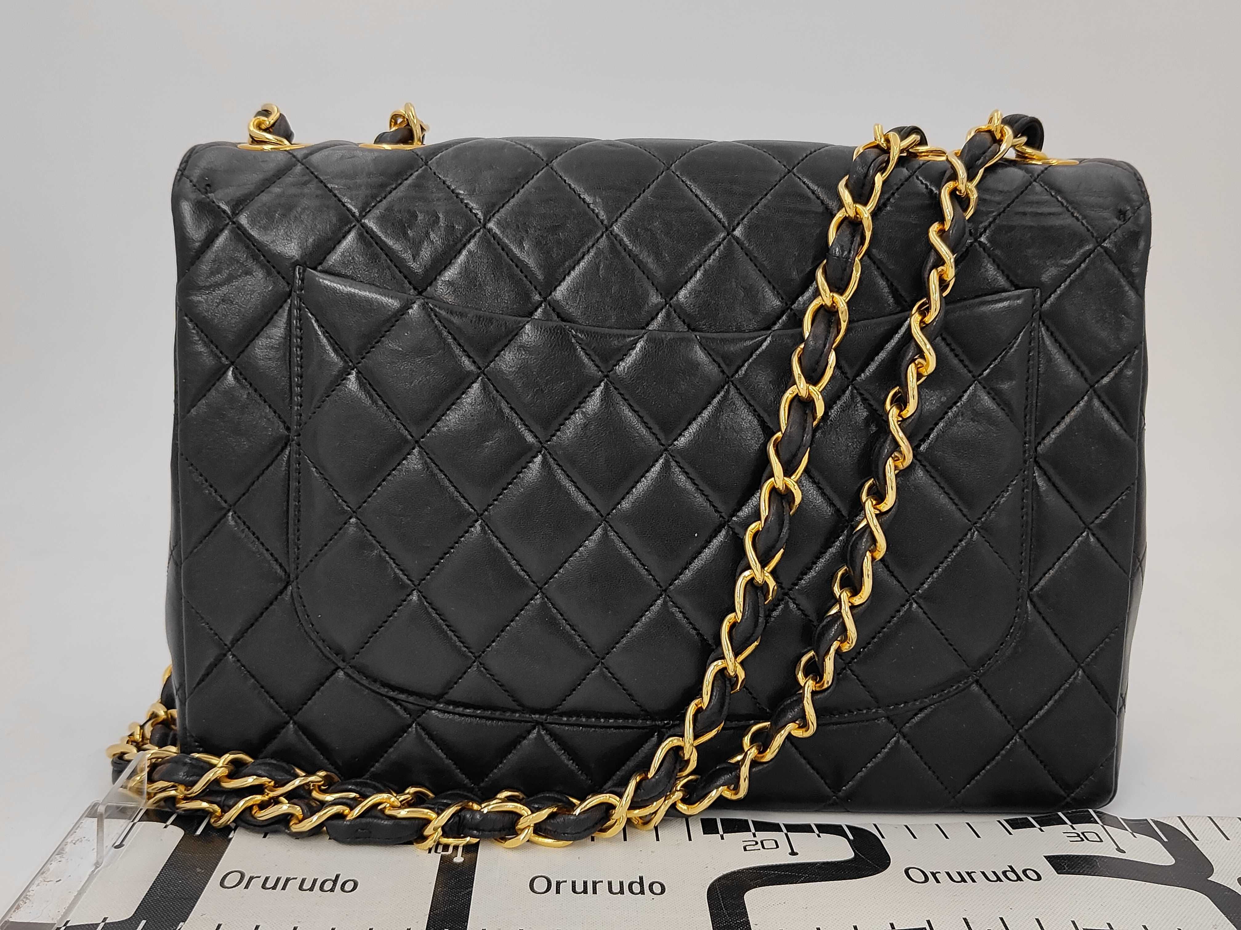 Chain Shoulder Bag, Large Matelassé, 30cm, Lambskin, with original seal and card. — view 2