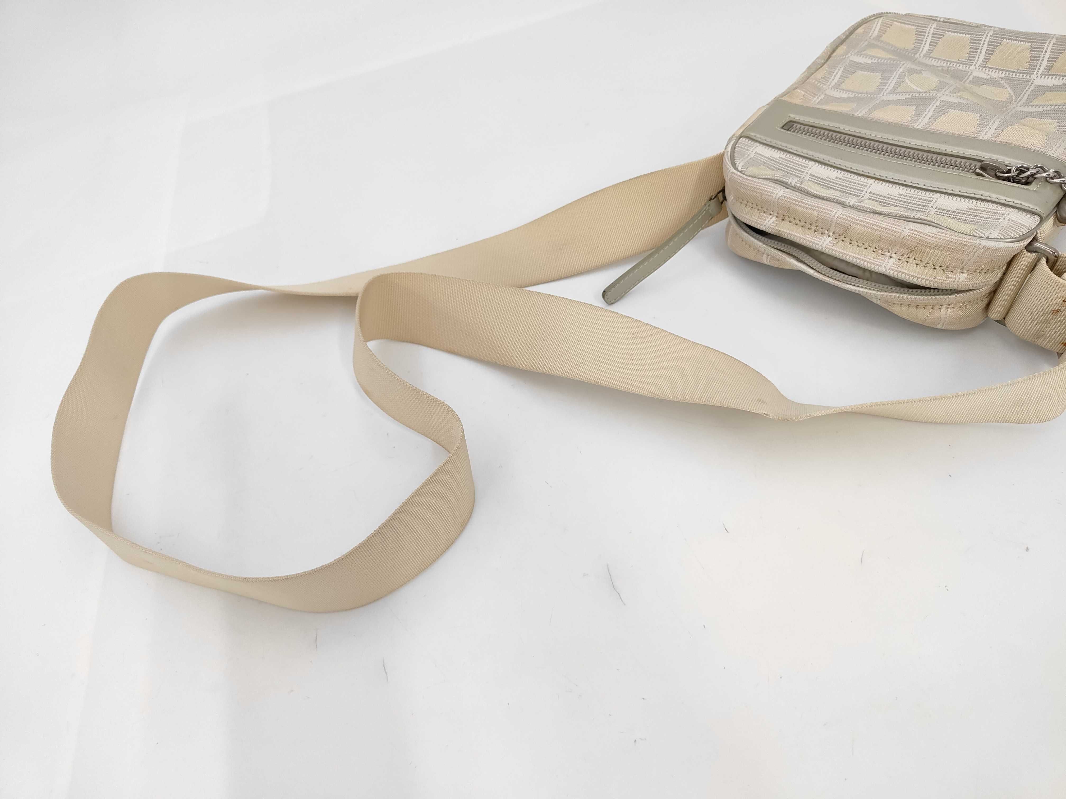 shoulder bag — view 4