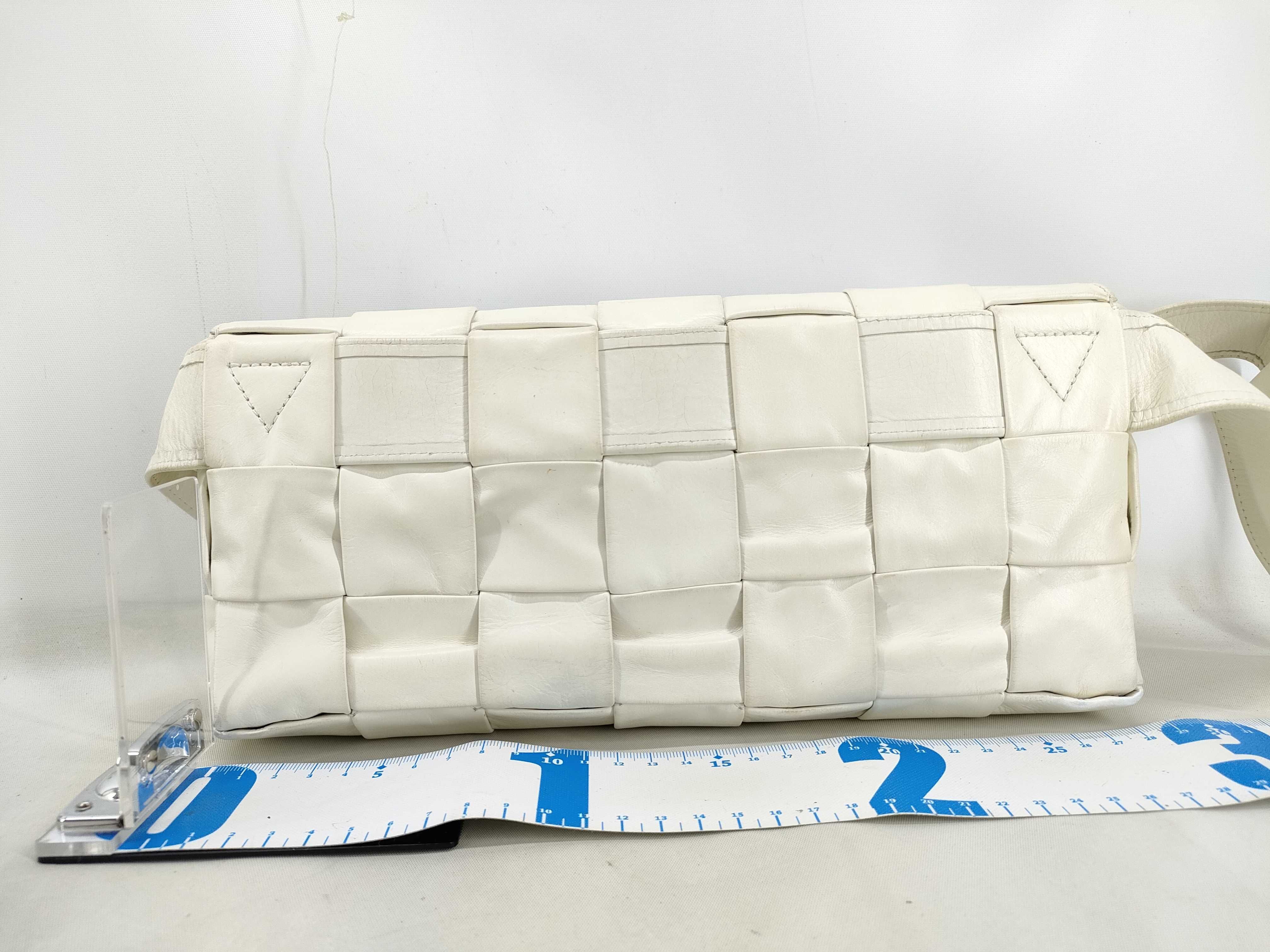 Intrecciato Cassette Belt Bag Shoulder Bag — view 2