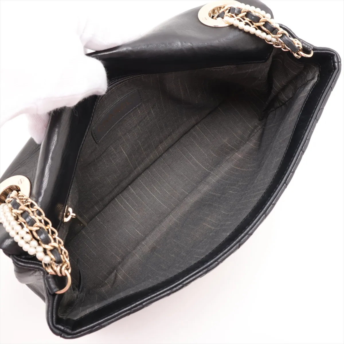 Matelassé Lambskin Single Flap Single Chain Bag, Pearl Black with Gold Hardware, 17750268, Serial Number 17 — view 7