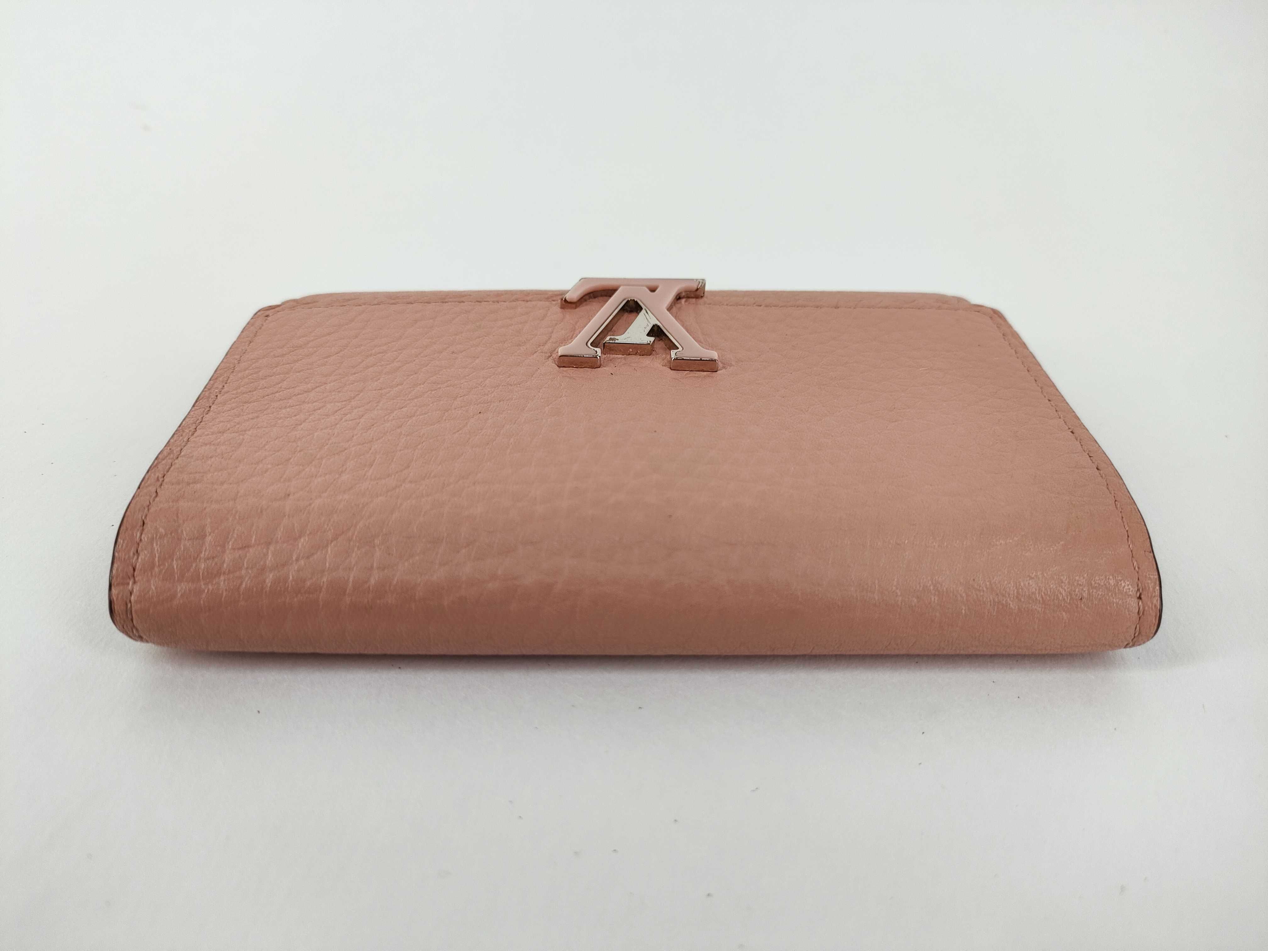 Taurillon Portefeuille Capucines Compact Magnolia M62156 Wallet — view 7
