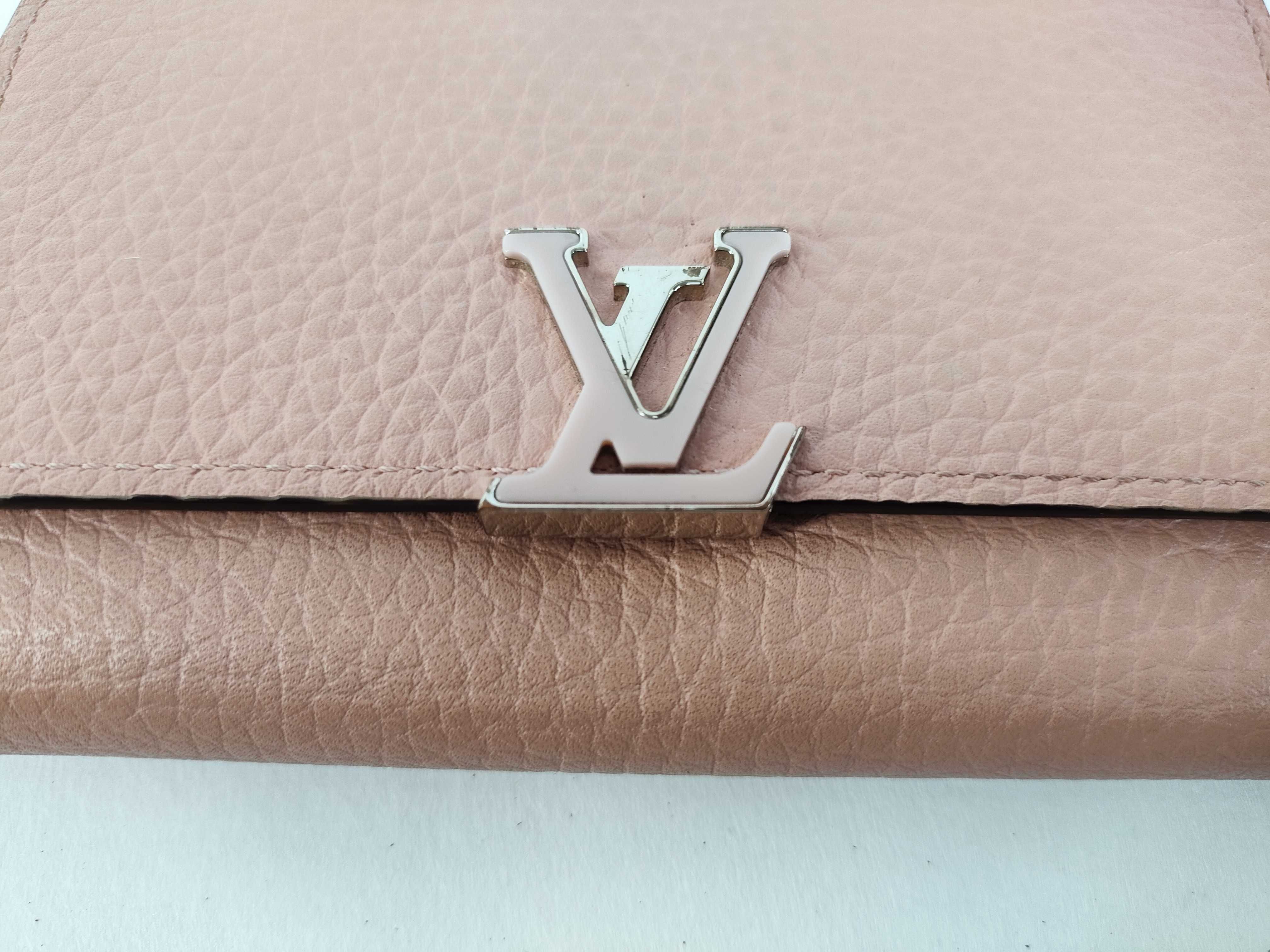 Taurillon Portefeuille Capucines Compact Magnolia M62156 Wallet — view 8