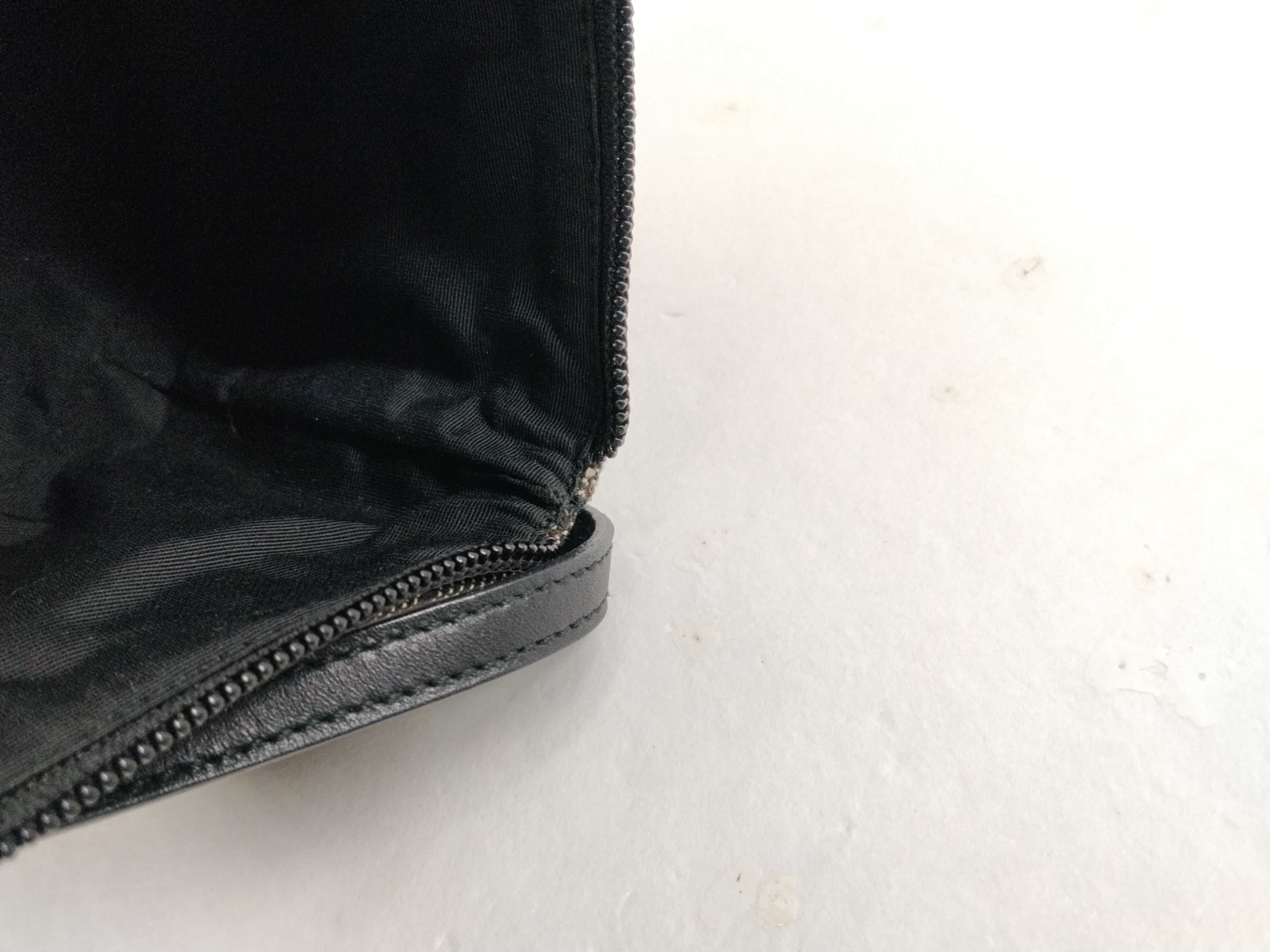 GG Canvas Hand Pouch — view 12