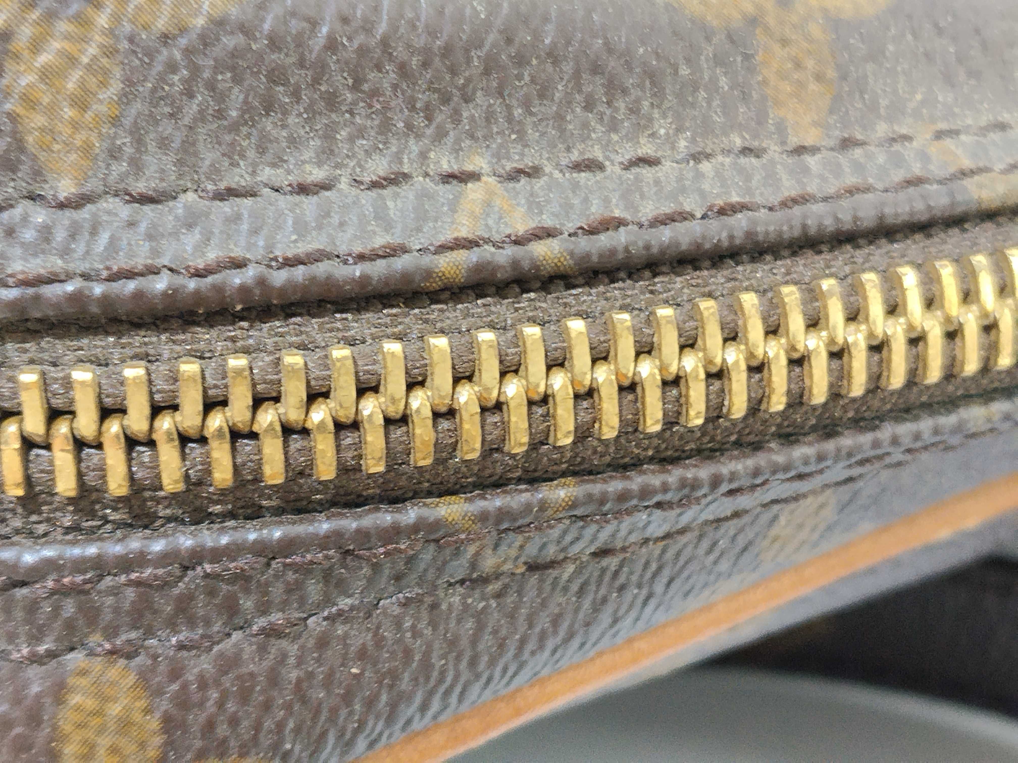 Monogram / Monogram / Pochette Marly Bandoulière — view 9