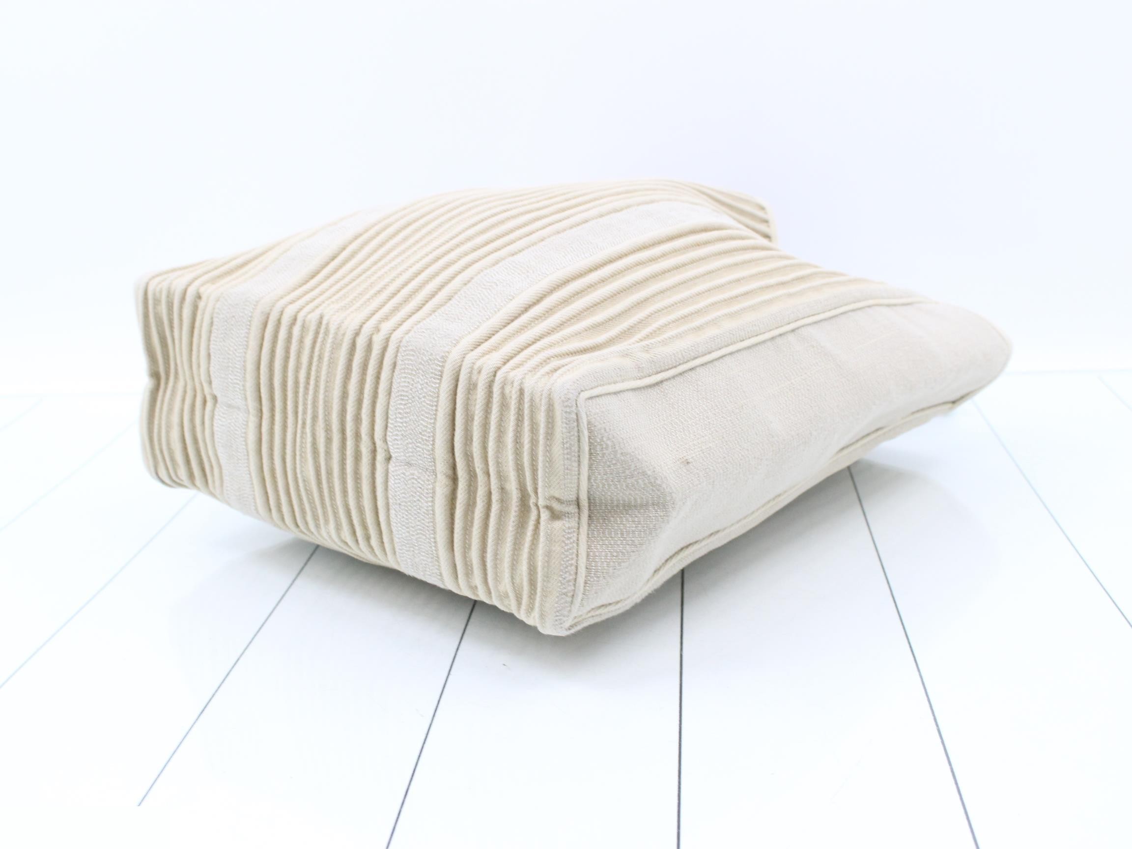 Crinolan Tote Bag — view 6