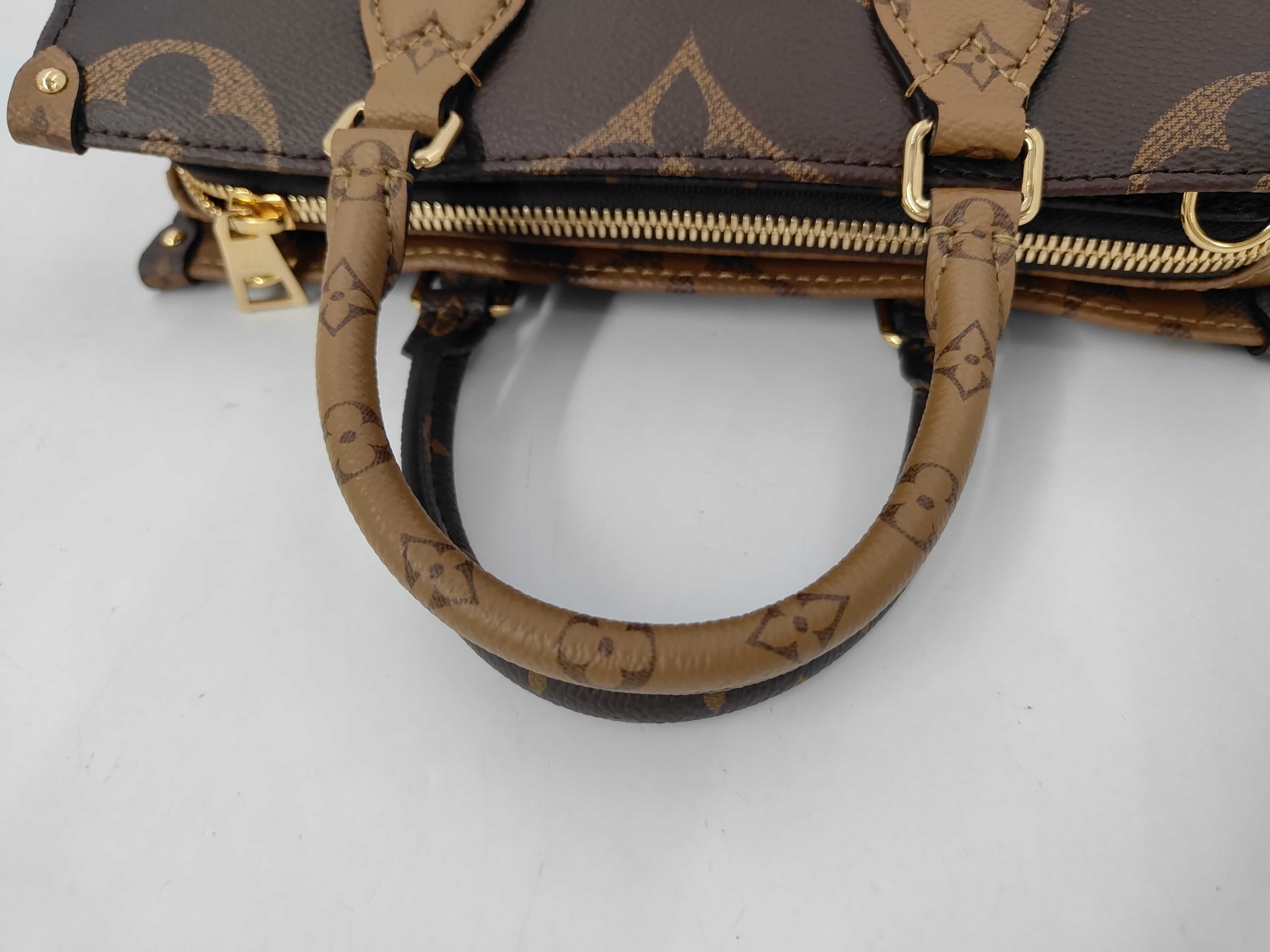 OnTheGo EW M46653 Shoulder Bag — view 4